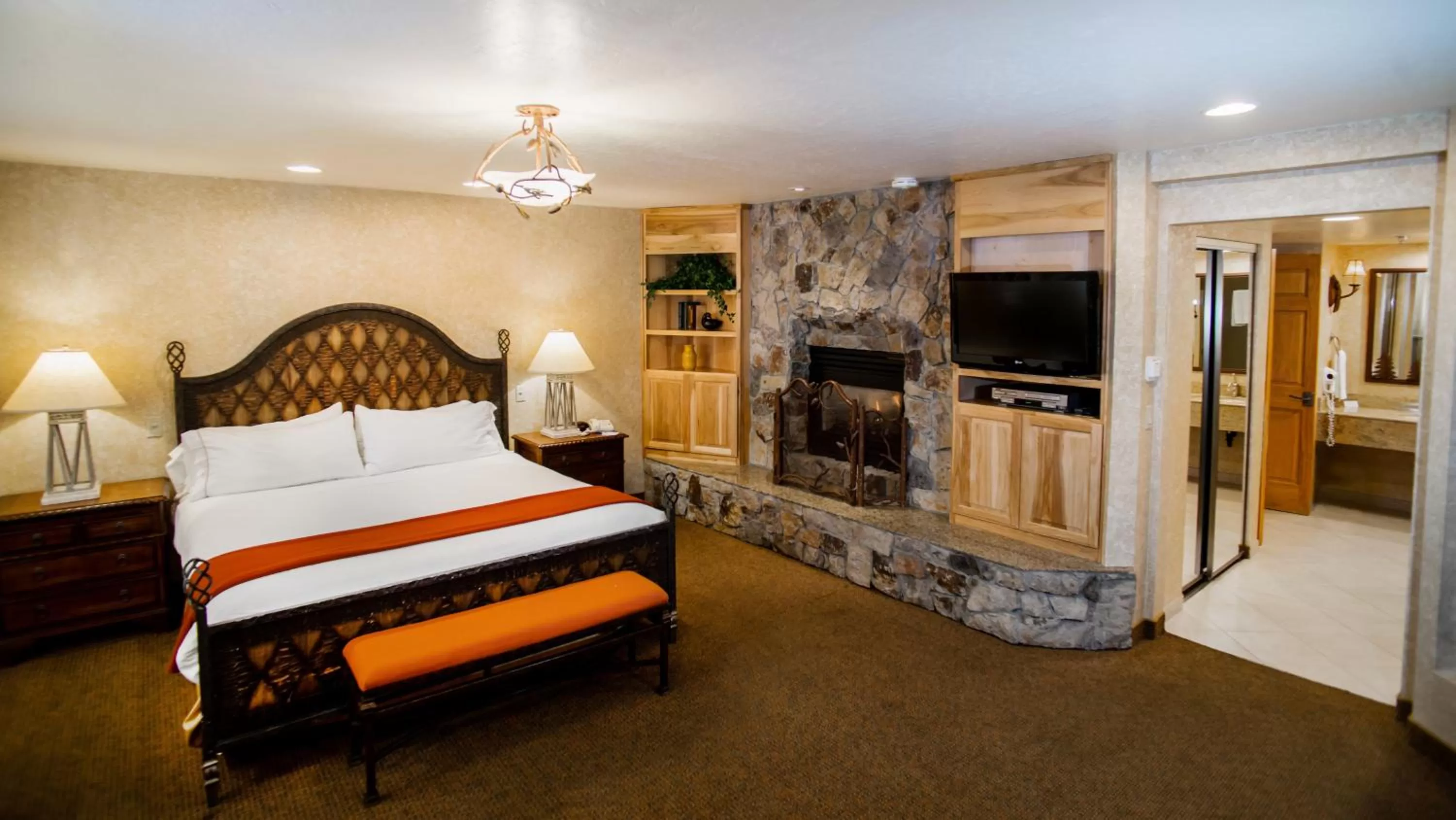 Photo of the whole room, Bed in Holiday Inn Express South Lake Tahoe by IHG