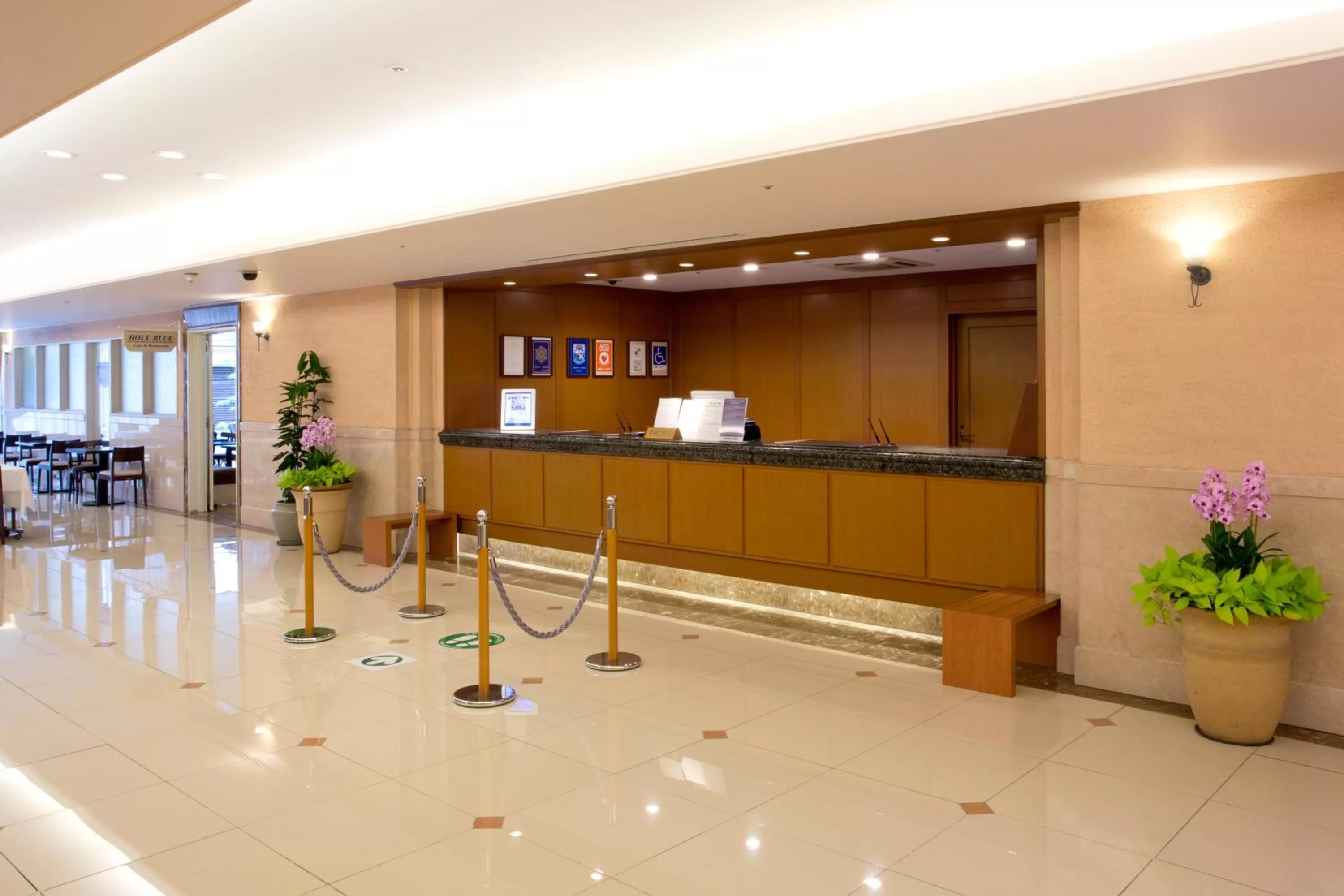 Lobby or reception in Natural Hot Spring Yaoji Hakata Hotel