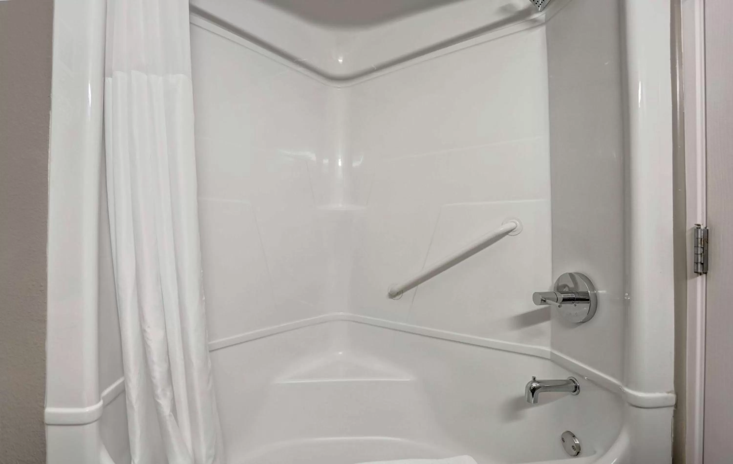 Bathroom in Motel 6-Weatherford, TX