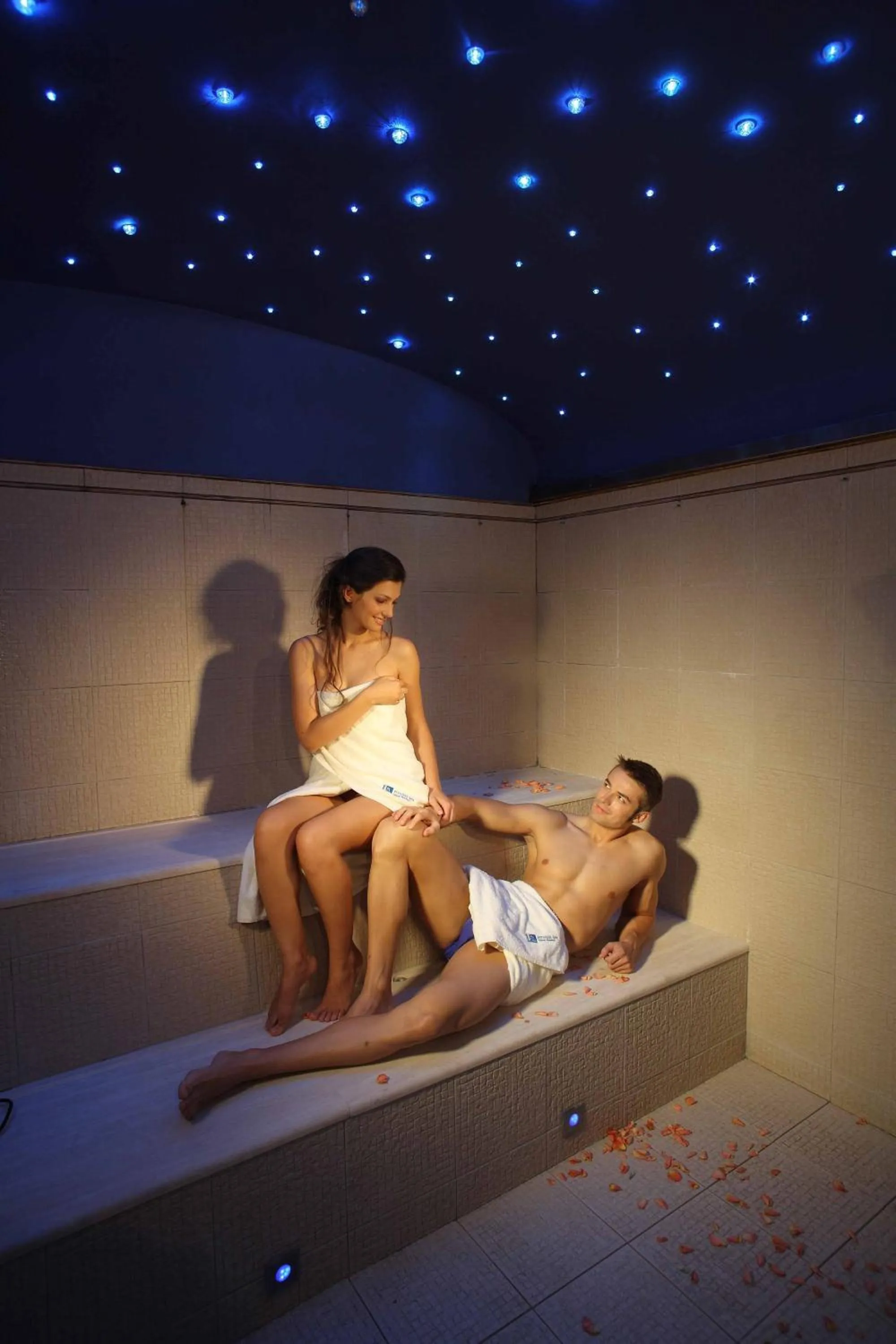 Steam room in Hotel Fontana Olente