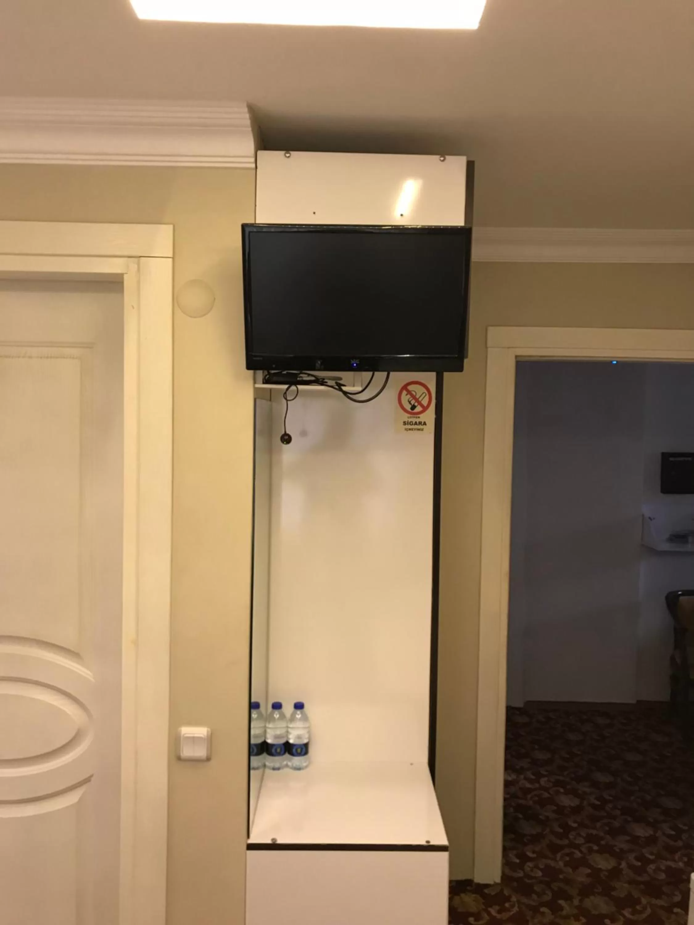 TV and multimedia in Sakran Hotel