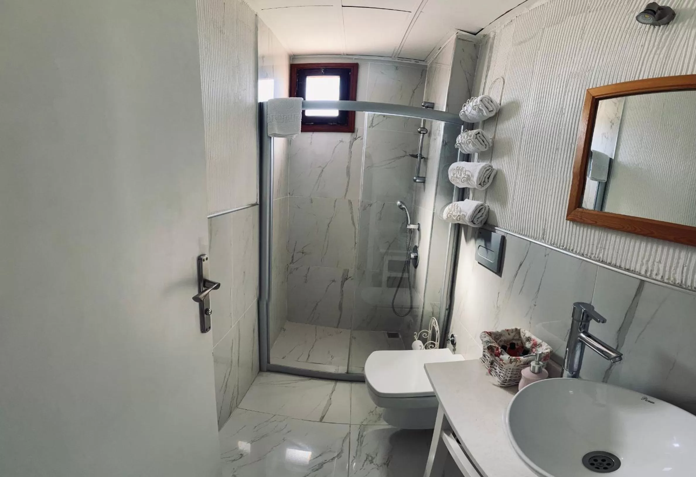Bathroom in Hotel Erol - Adult Only