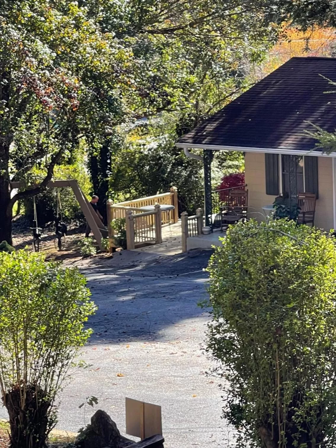 Garden in Mountain Aire Cottages, Inn, & Glamping