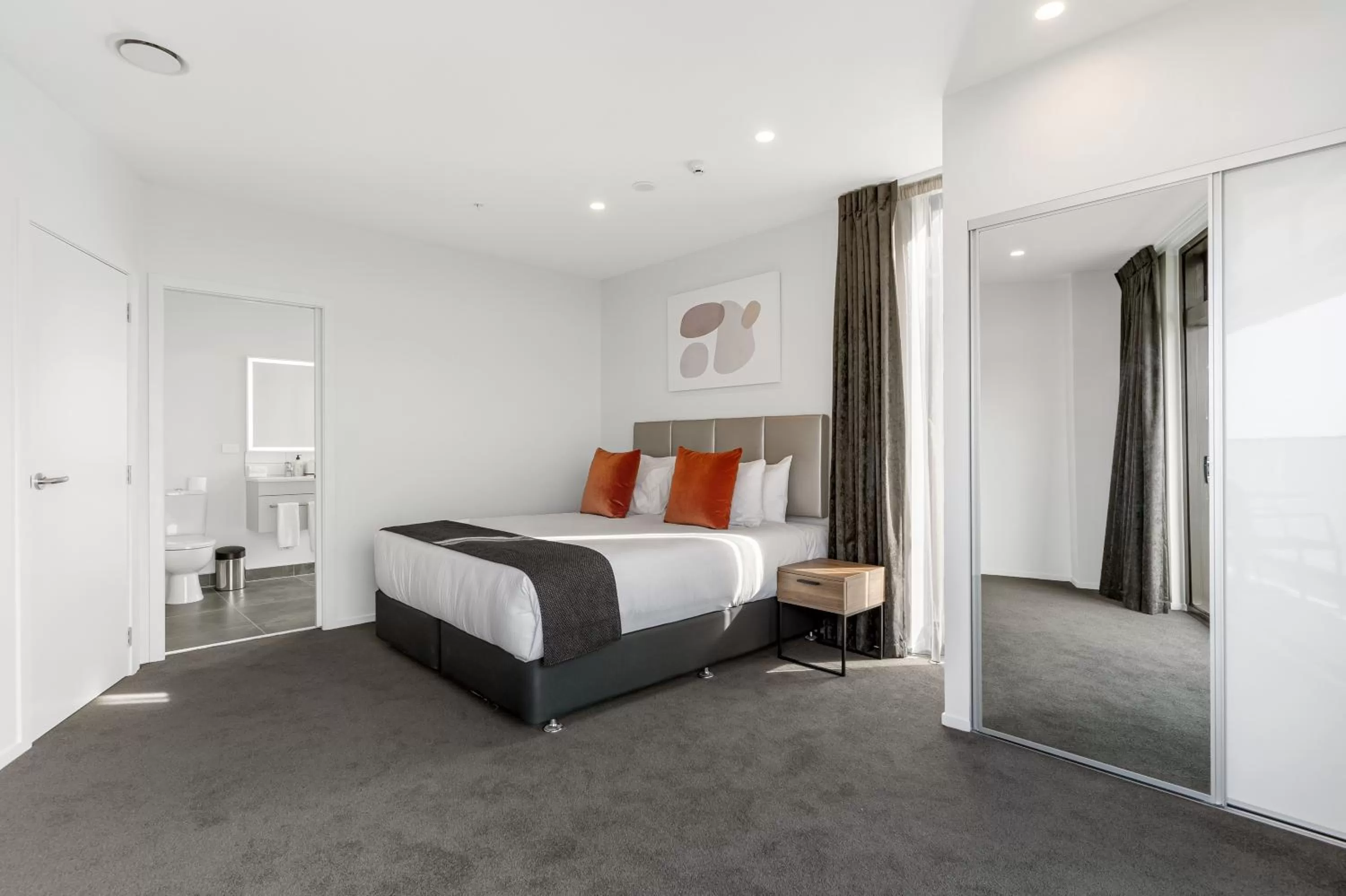 Bed in Ramada by Wyndham Newmarket Auckland