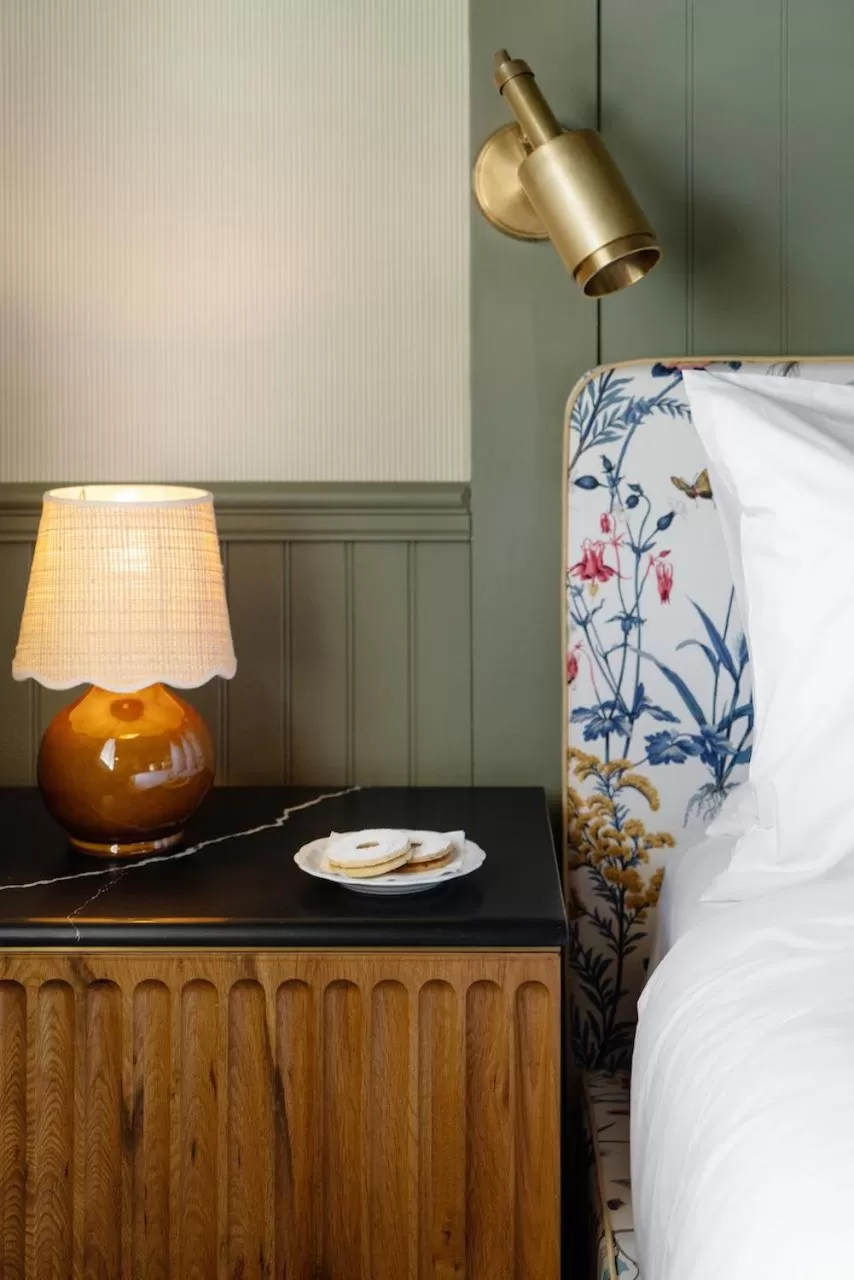 Bed in Le Petit Pali at 8th Ave