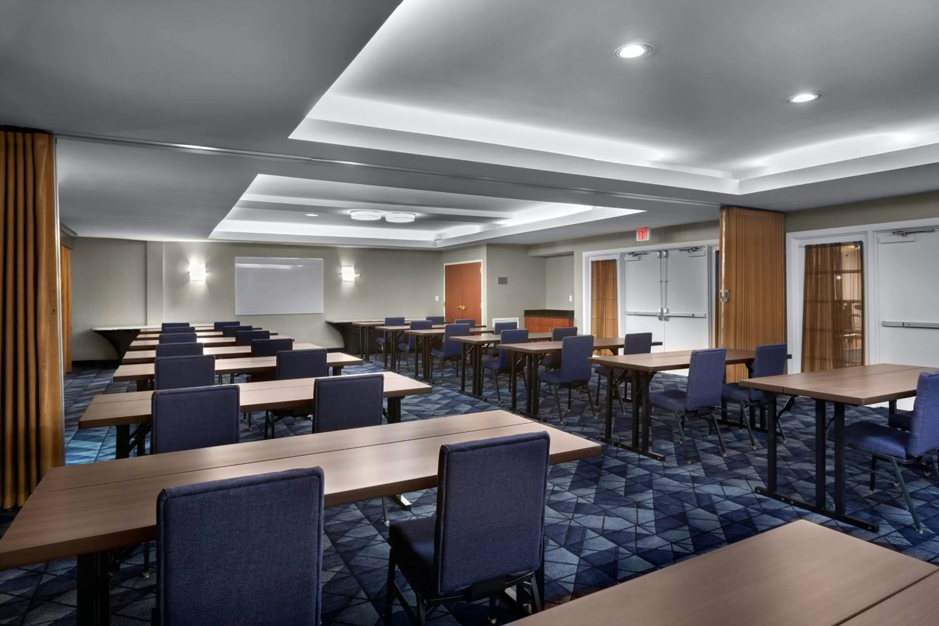 Meeting/conference room in Courtyard Winston-Salem Hanes Mall