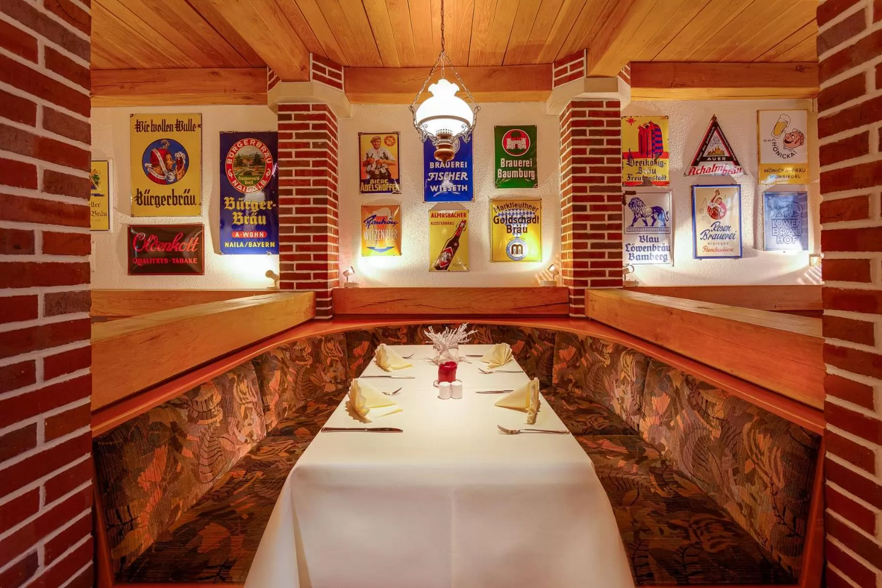 Restaurant/places to eat in Hotel Horizont GmbH