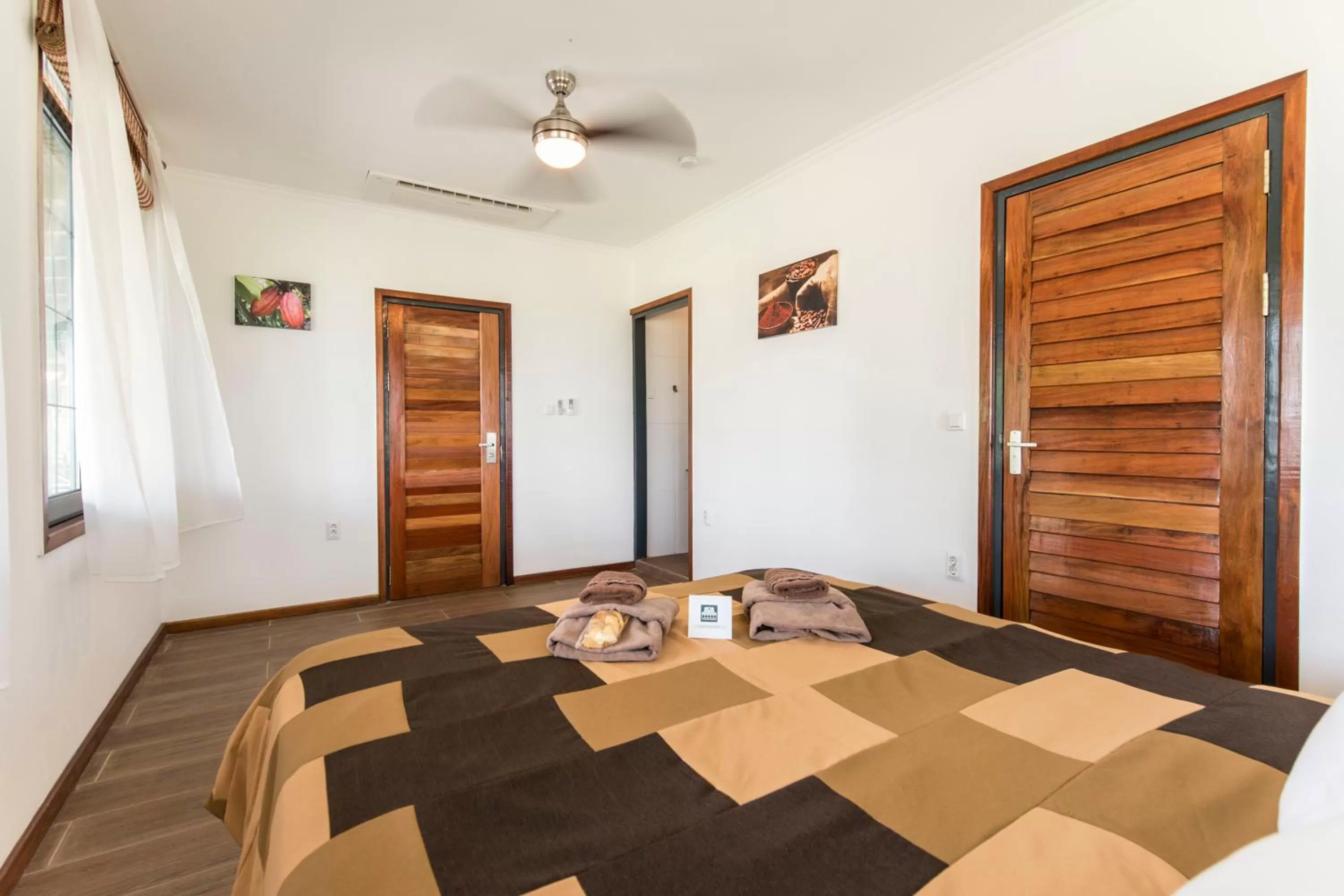 Photo of the whole room, Bed in Boutique Hotel Peperpot