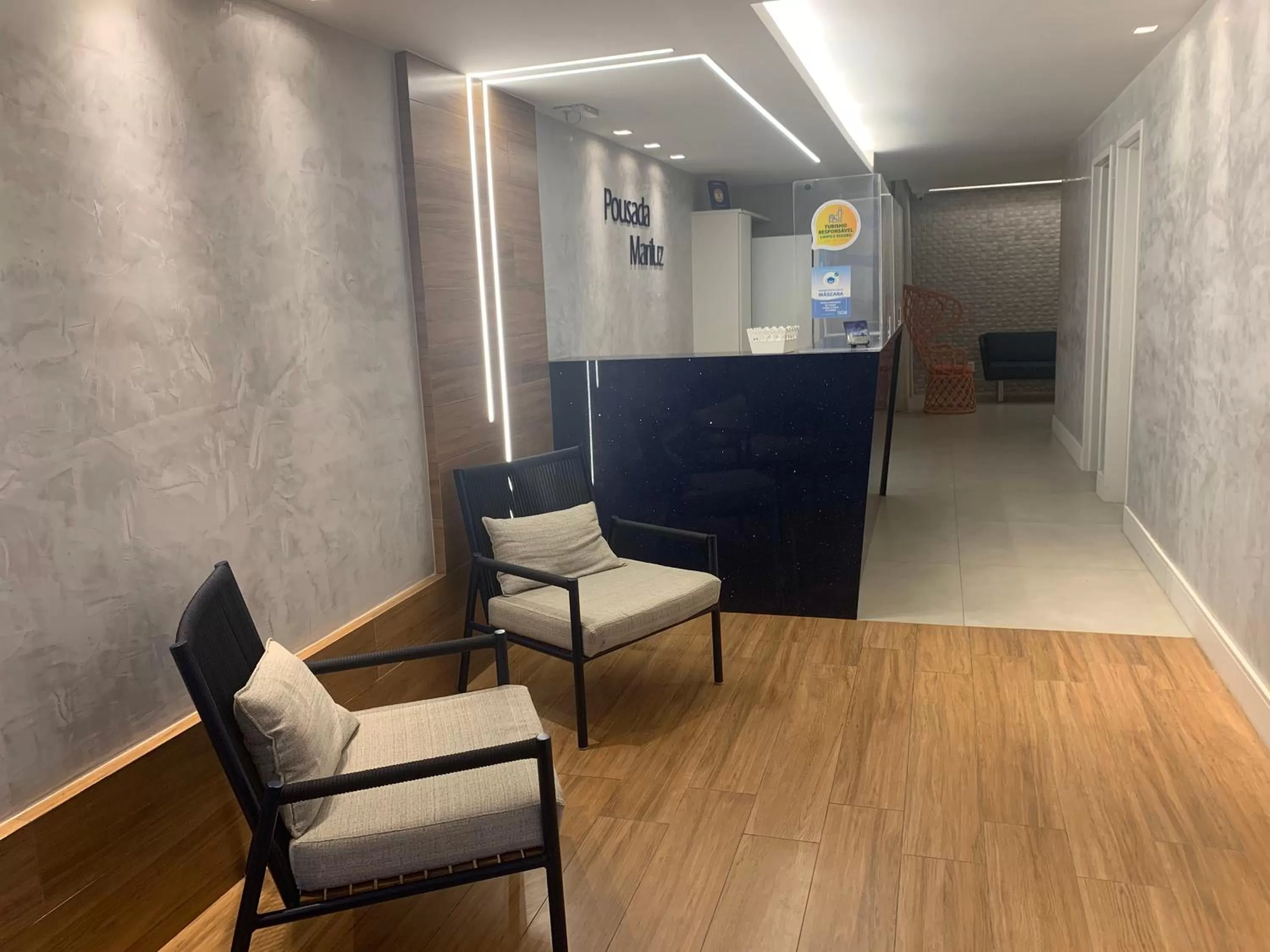 Property building, Lobby/Reception in Pousada Mariluz