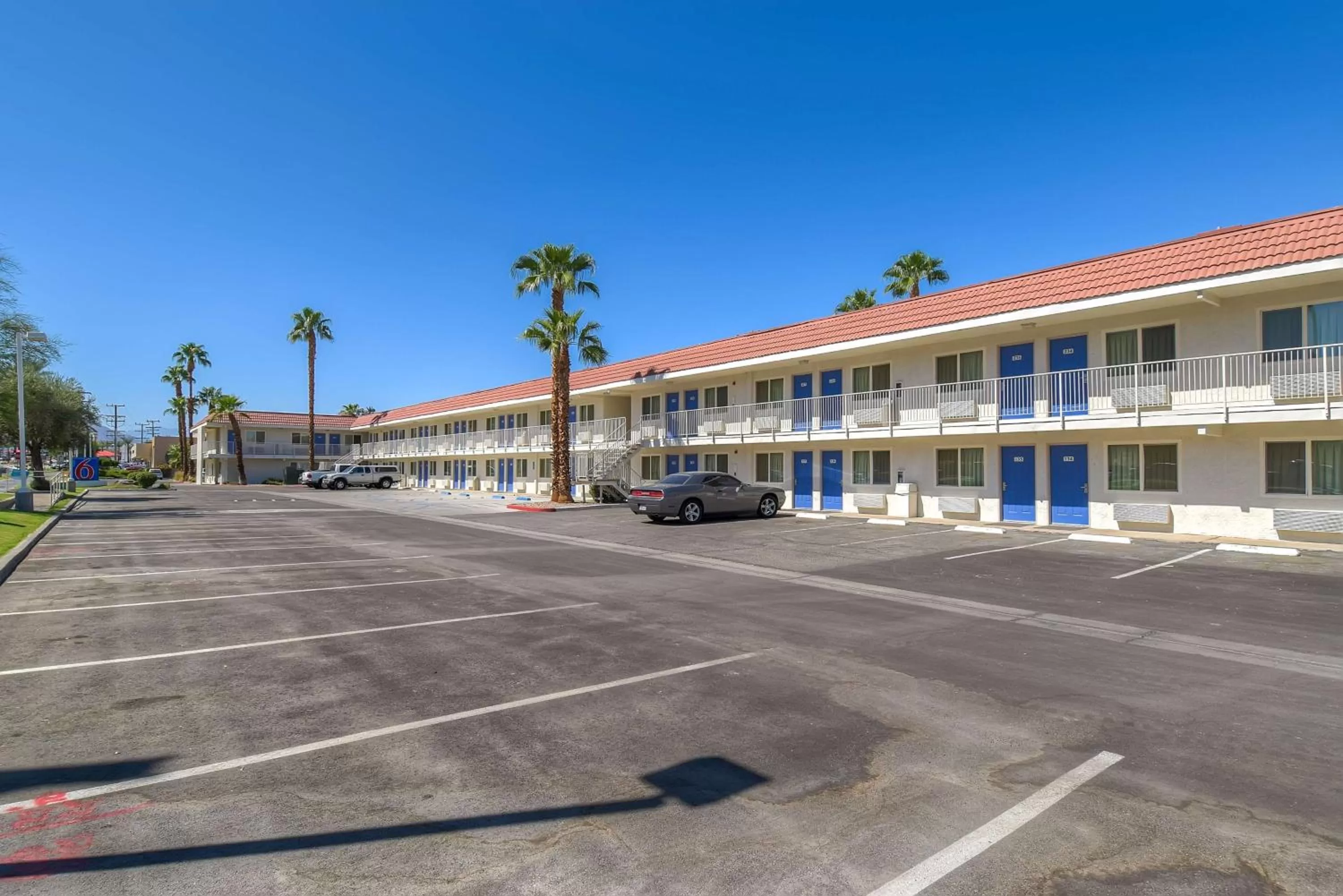 Property building in Motel 6-Rancho Mirage, CA - Palm Springs