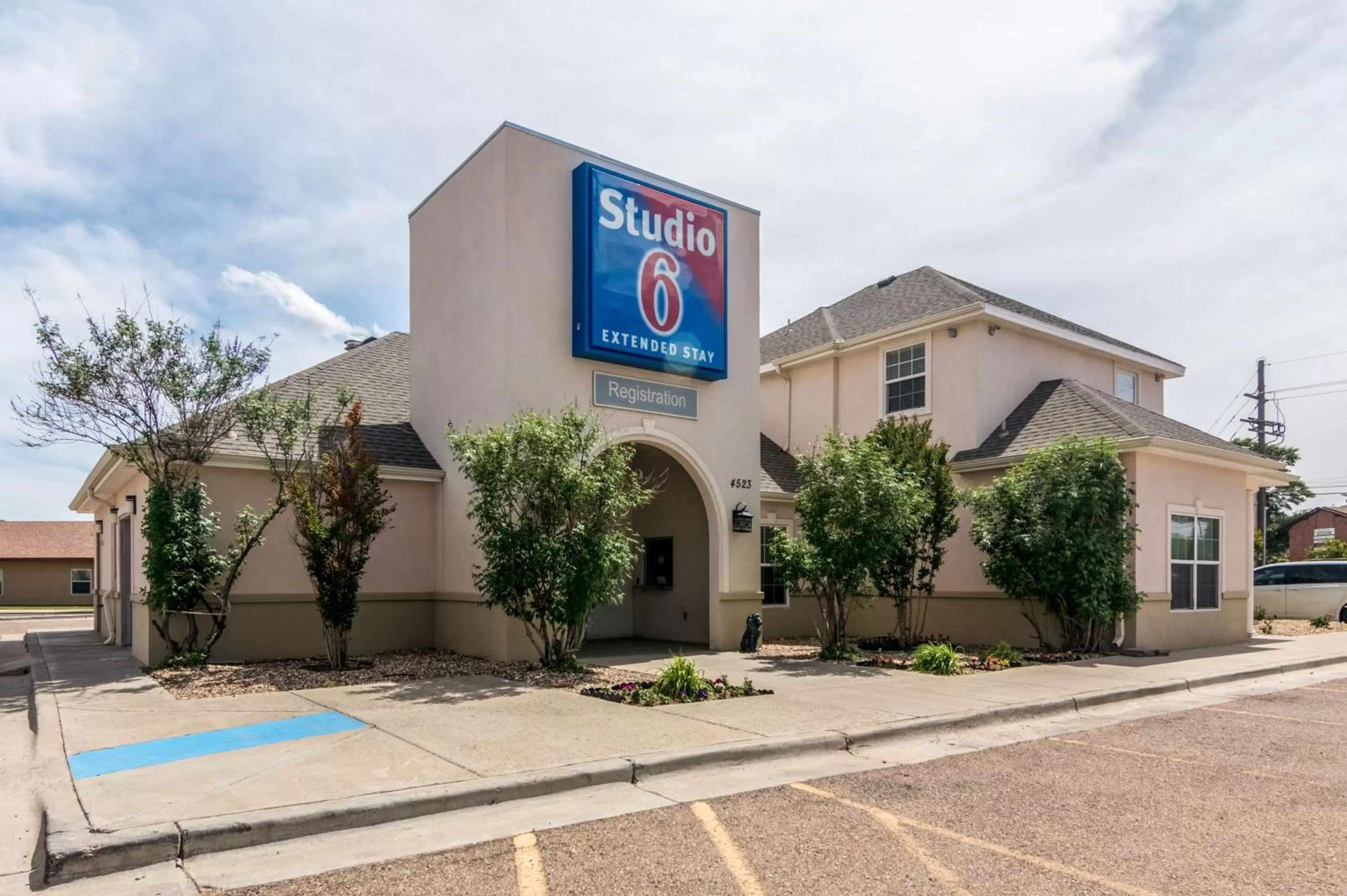 Property building in Blue Bonnet Suites -Lubbock, TX - Medical Center