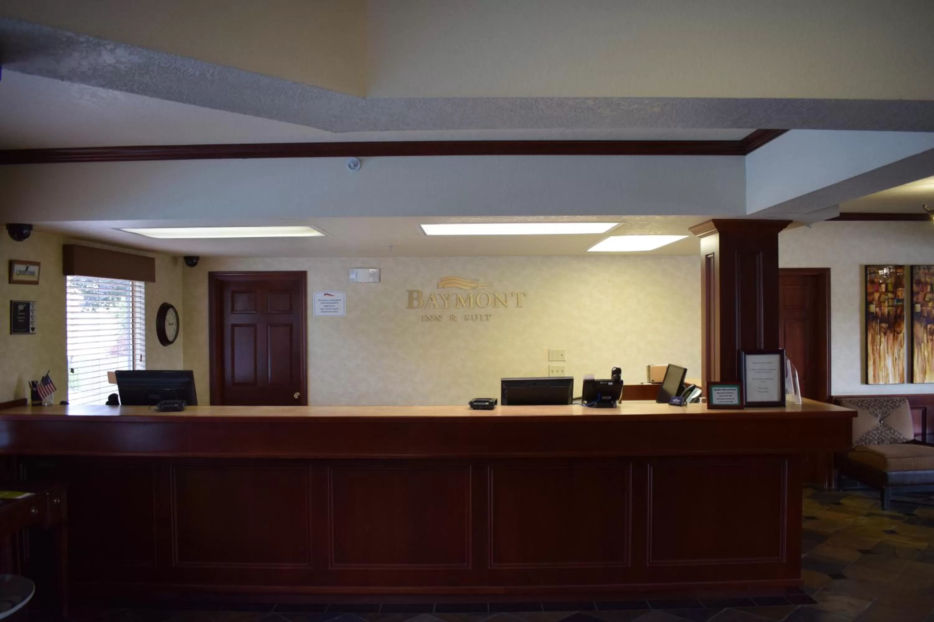 Lobby or reception in Baymont by Wyndham Yakima Riverfront