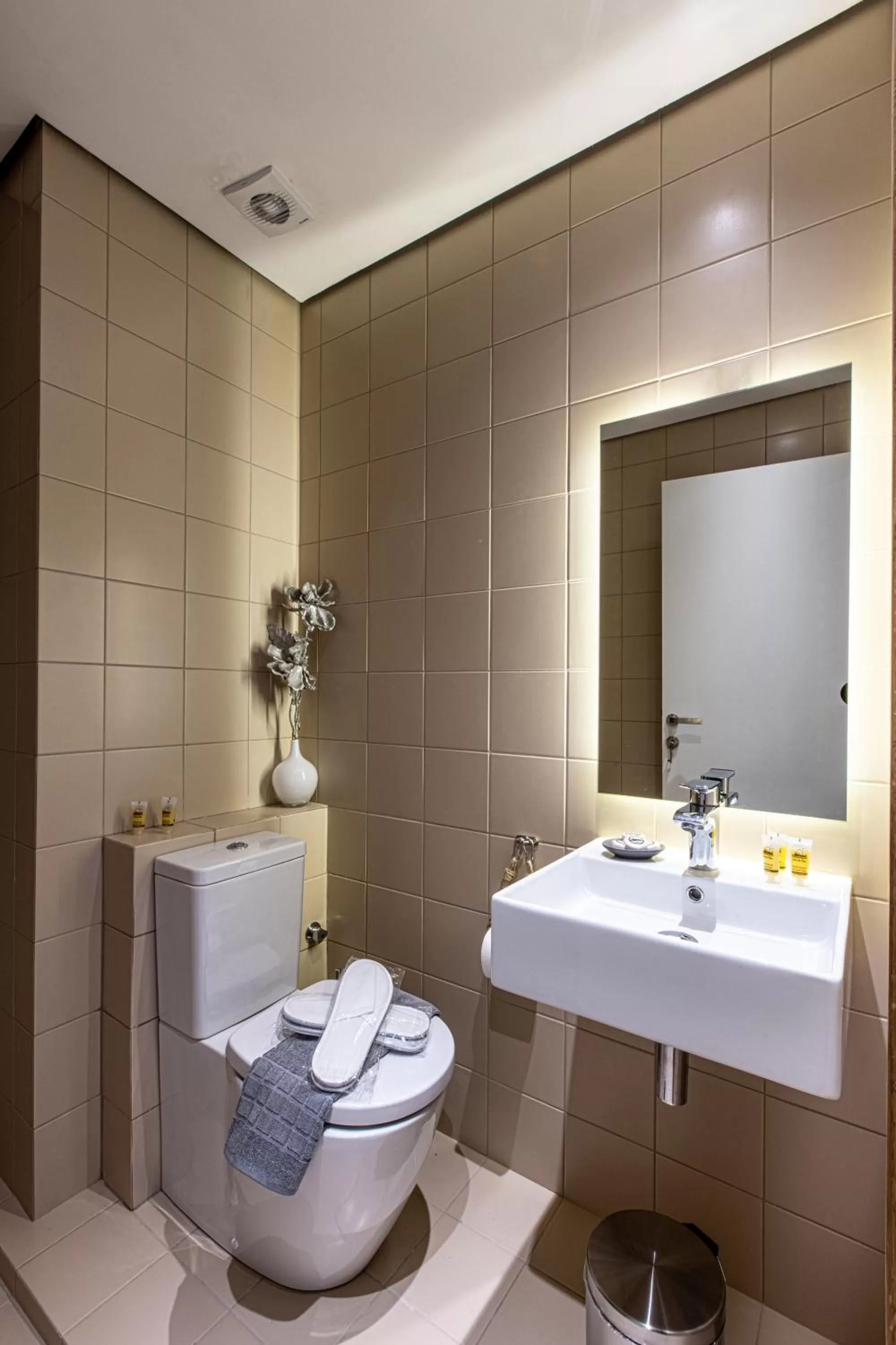 Bathroom in Saint George Boutique Rooms