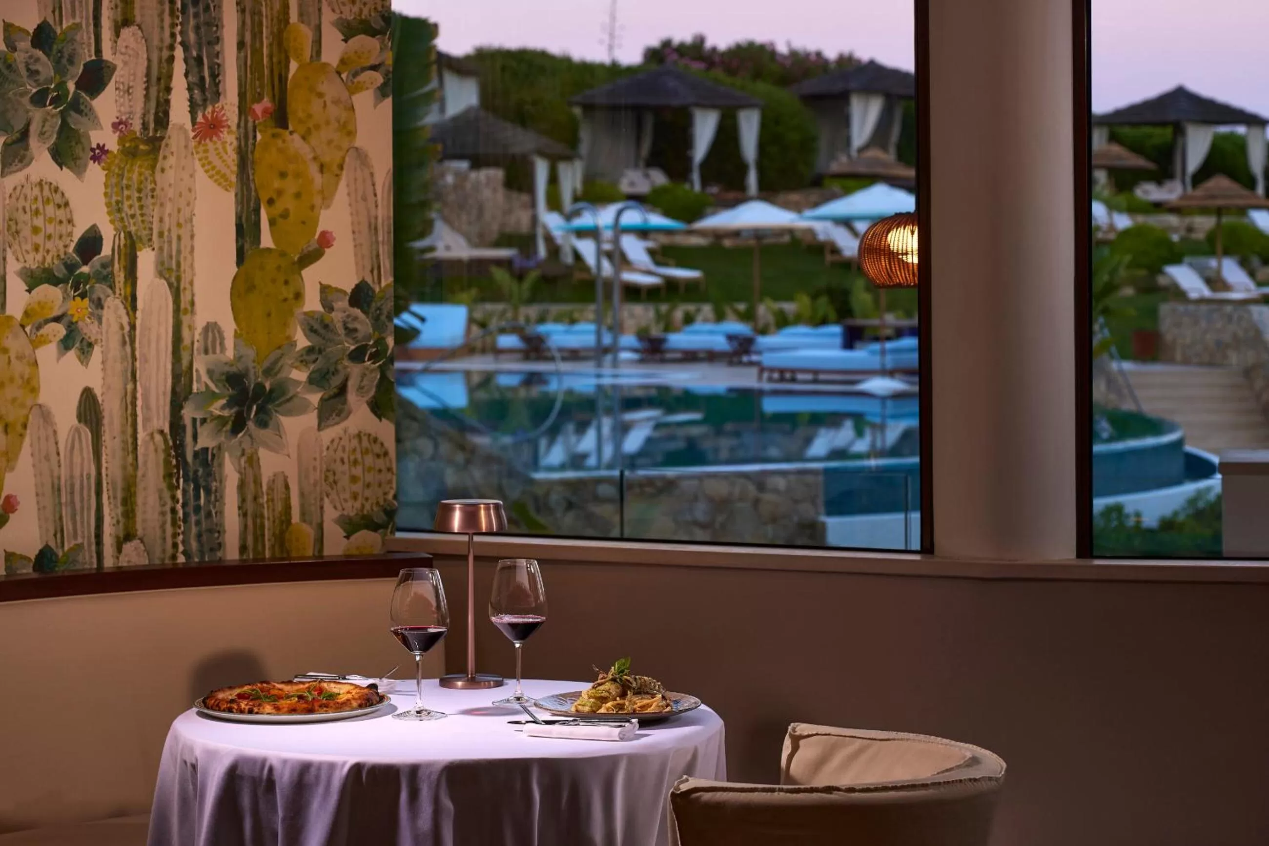 Restaurant/places to eat in Vila Vita Parc