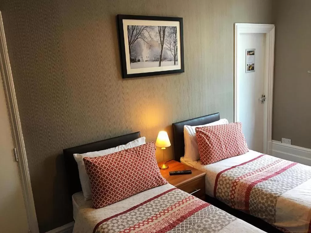 Standard Twin Room in The White Horse