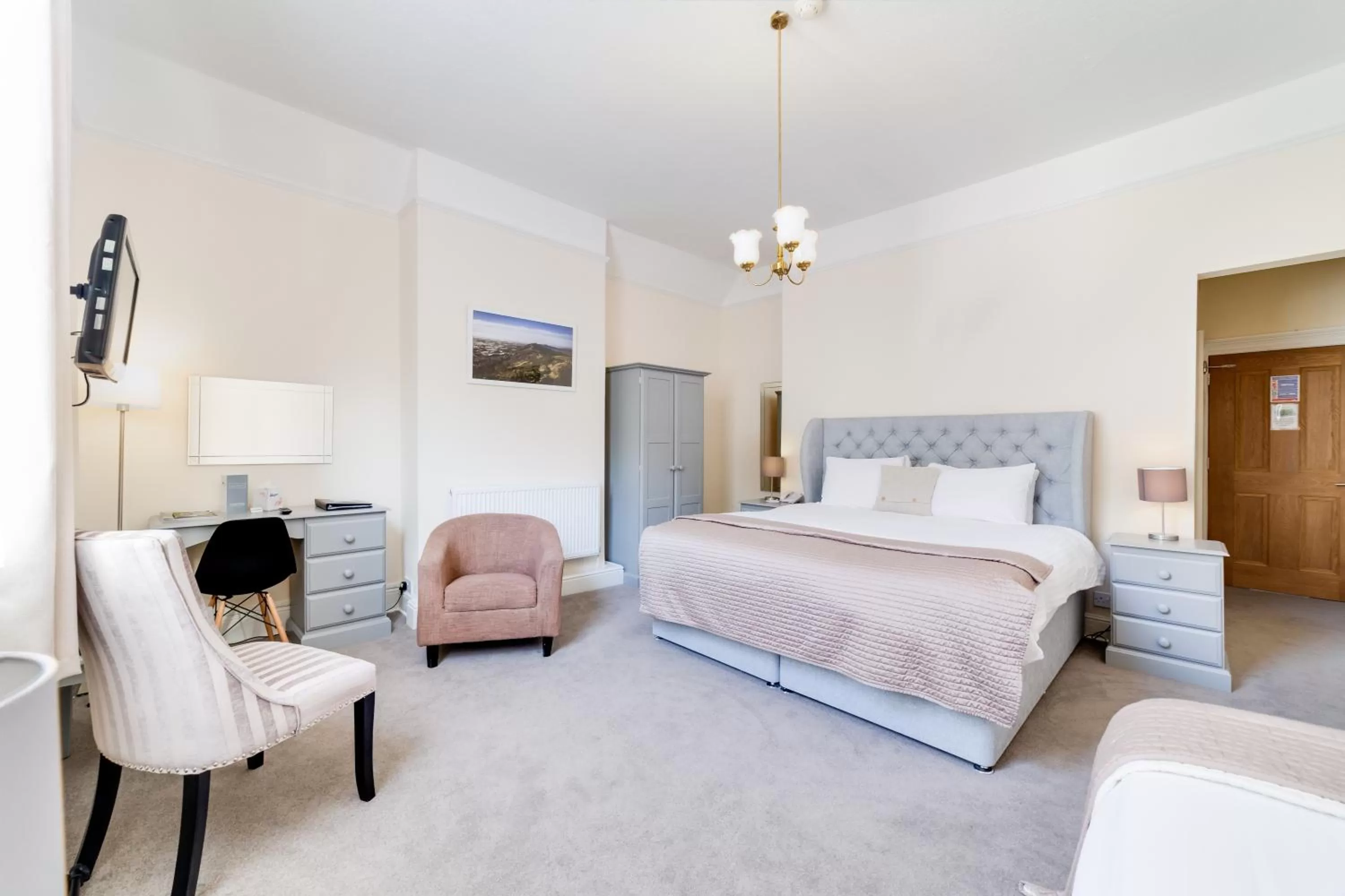 Family Suite in Mount Pleasant Hotel