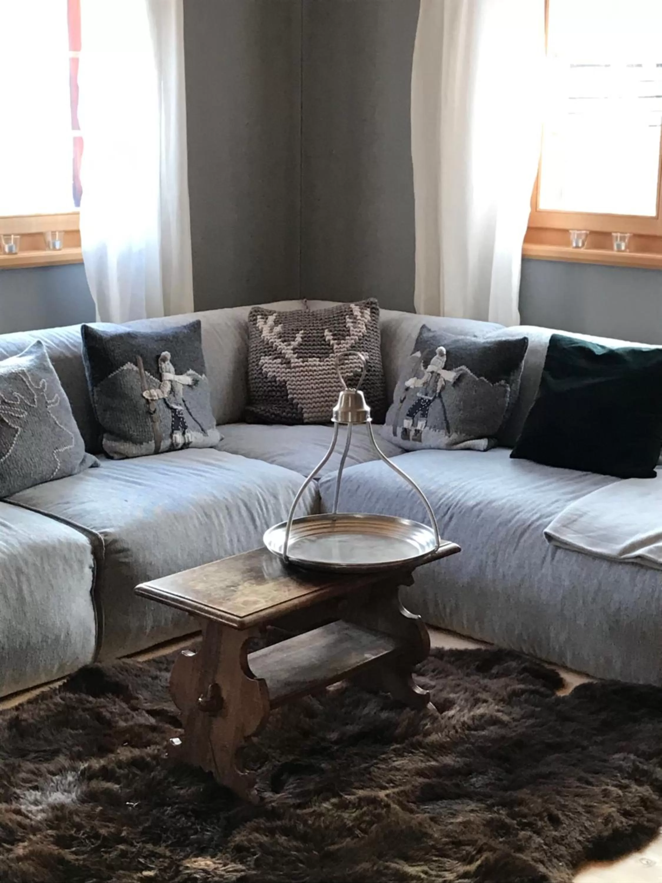 Living room in Berghaus Alpenrösli