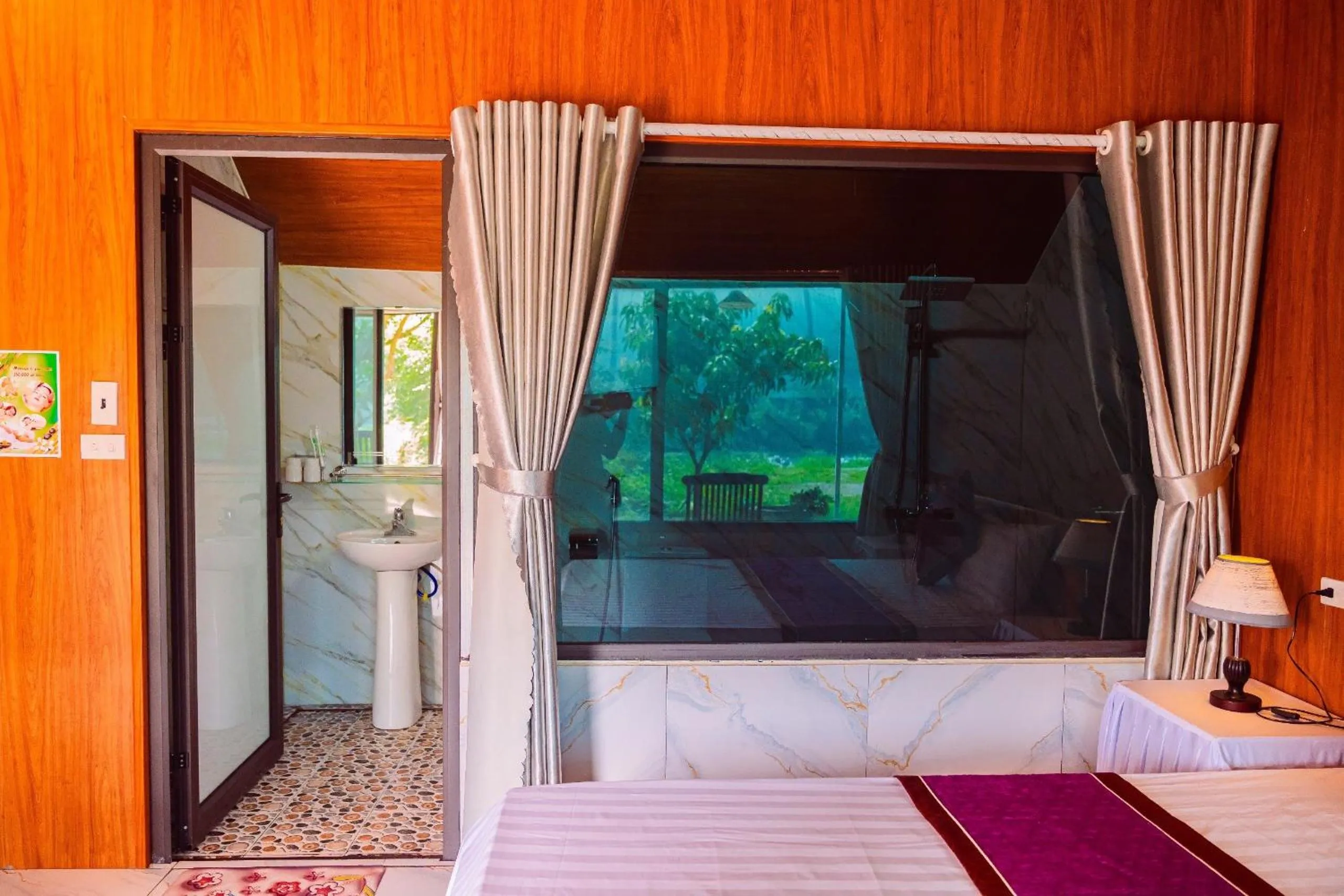 Bathroom, Bed in Tam Coc Cat Luong Homestay