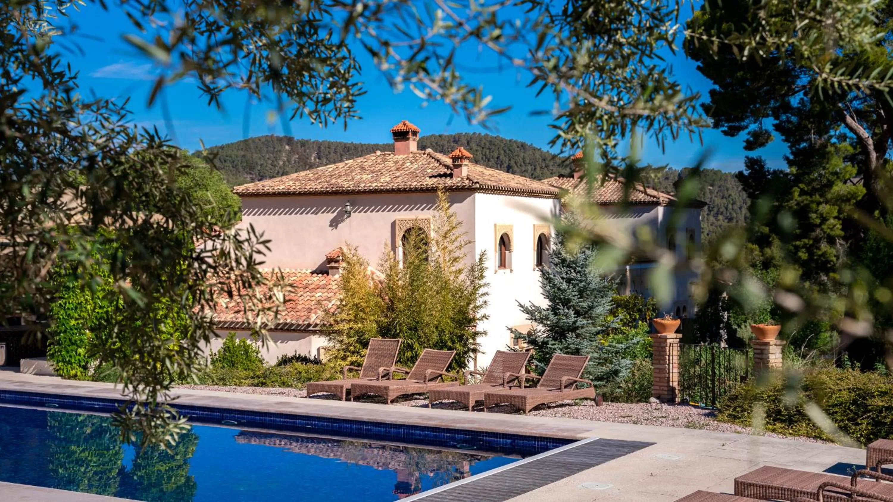 Swimming pool in Eco Hotel con encanto Masía la Mota B&B