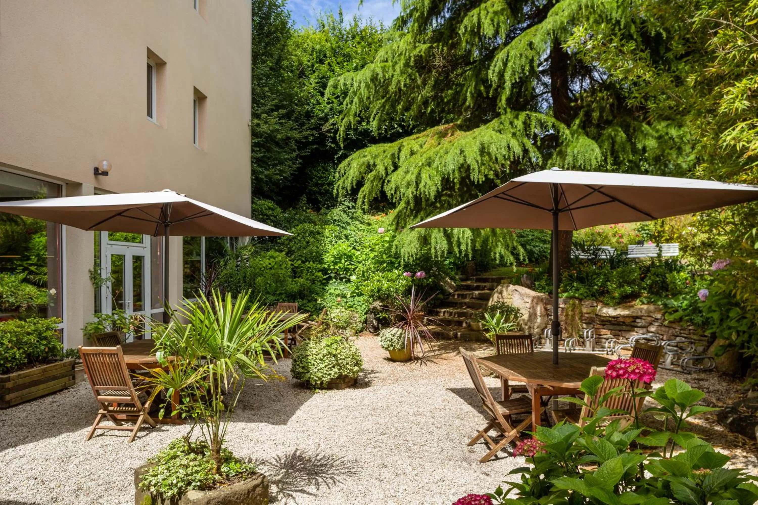 Garden in ibis Lannion