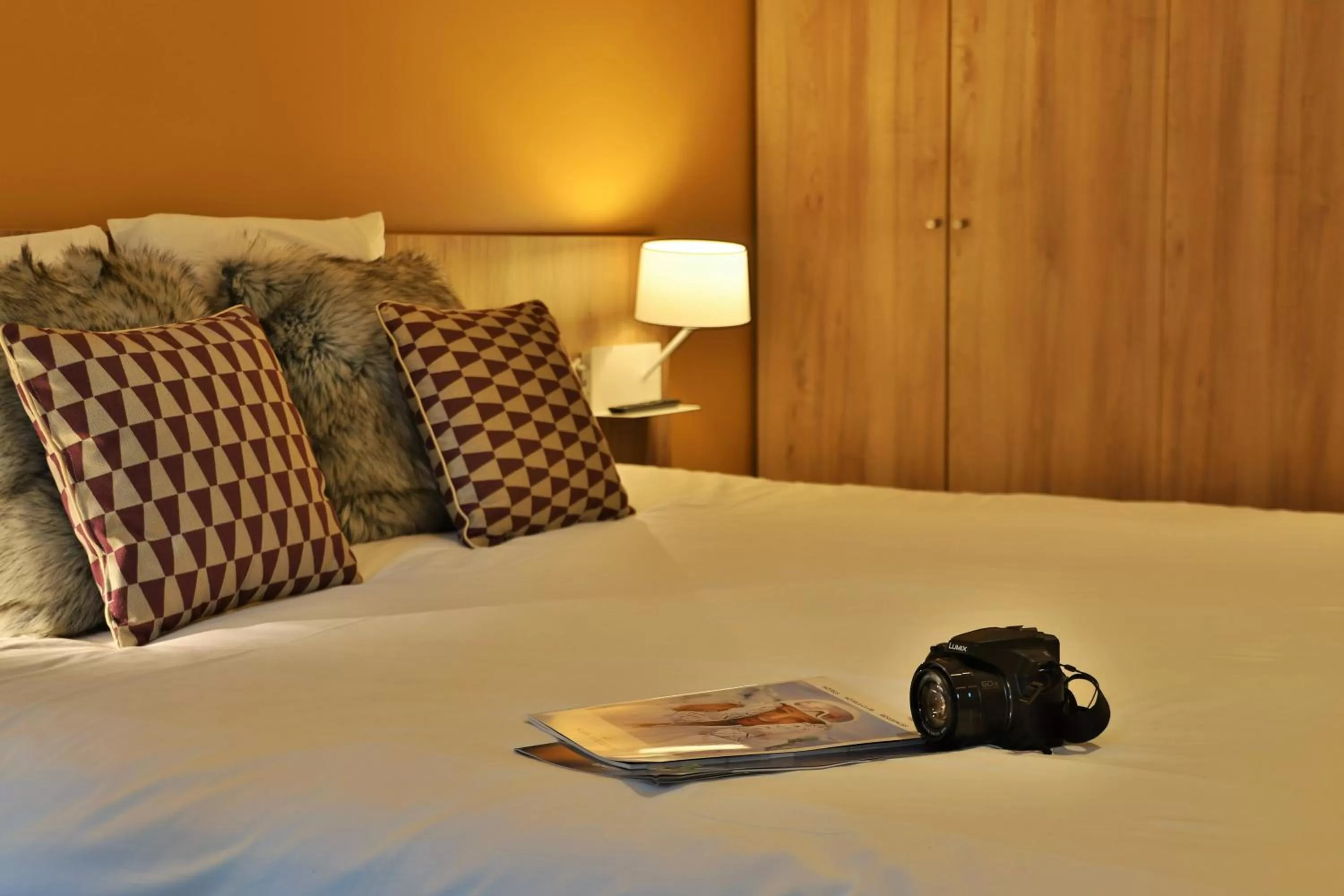 Bedroom, Bed in SOWELL HOTELS Mont Blanc et SPA