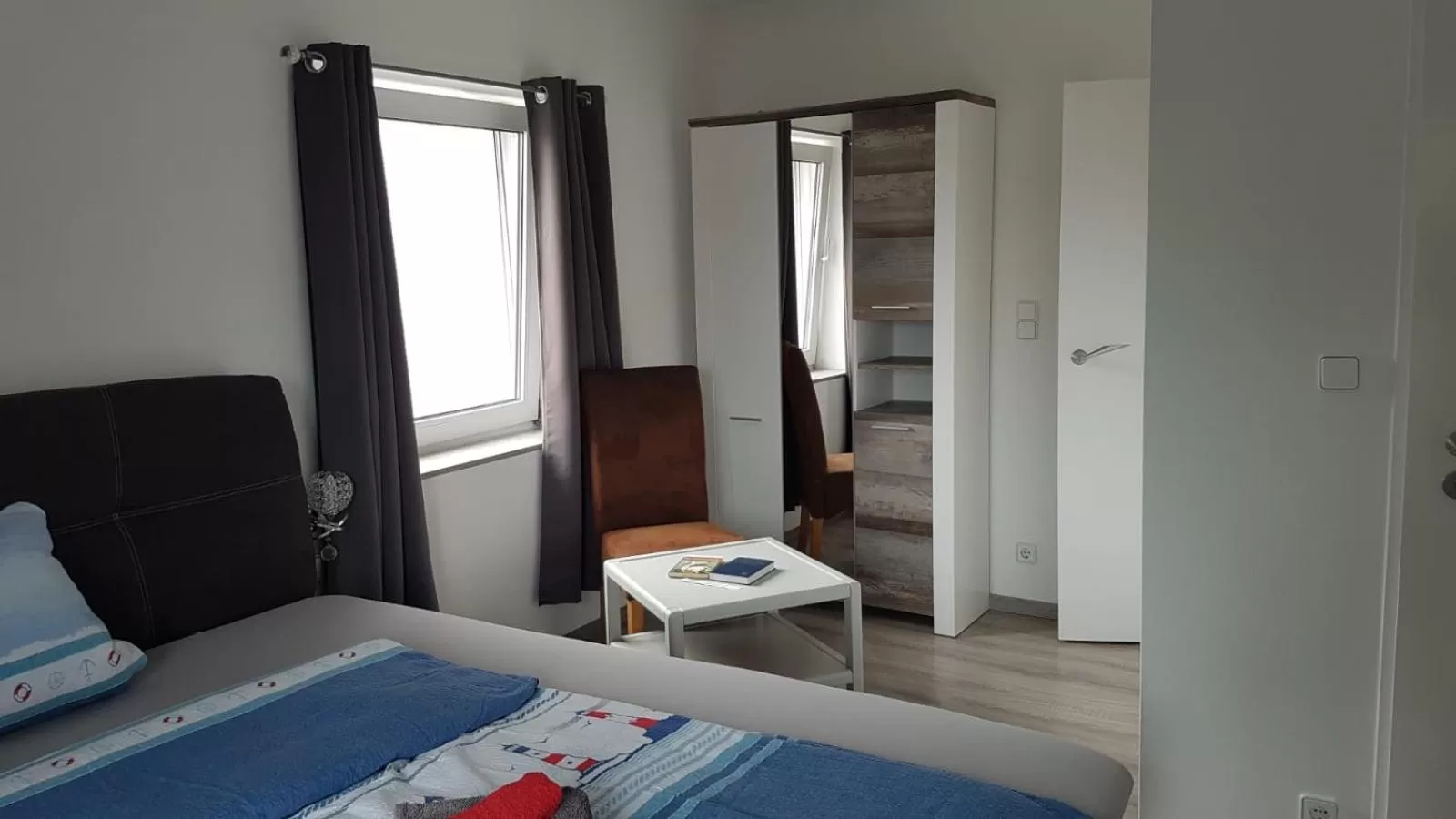 Photo of the whole room, Bed in Pension Deichgraf