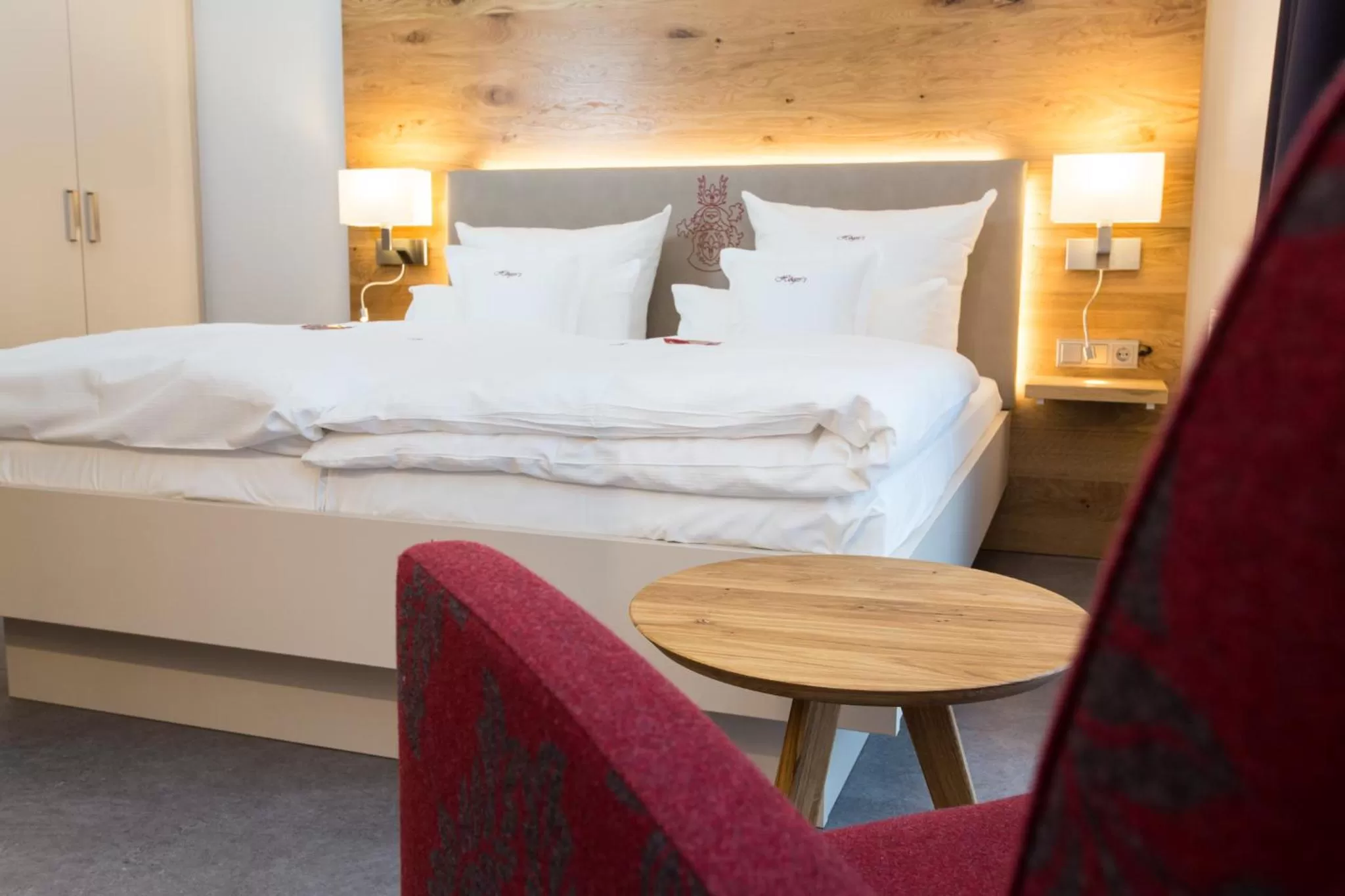 Photo of the whole room, Bed in Höger's Hotel & Restaurant