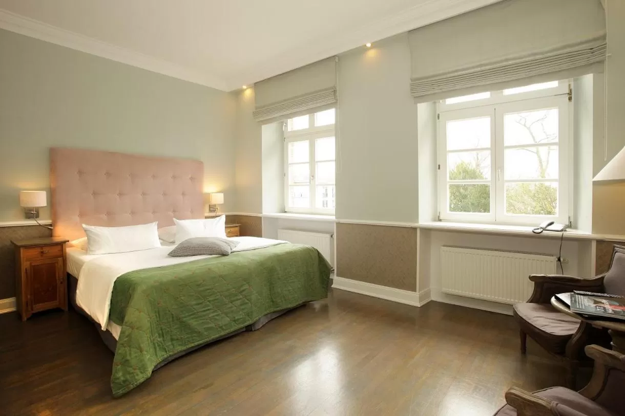 Double Room Castle in Schloss Basthorst