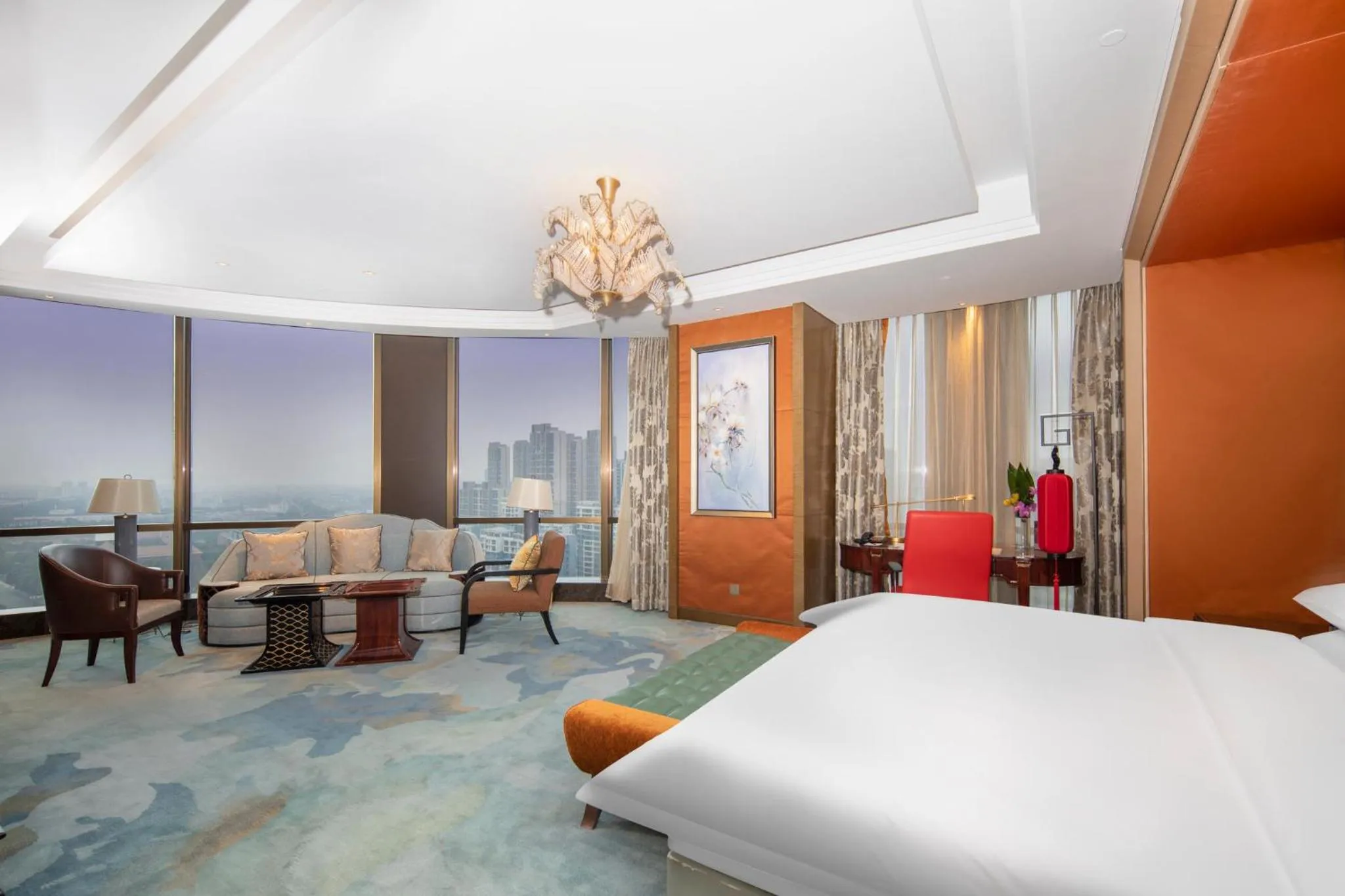 Photo of the whole room, Bed in InterContinental Changzhou by IHG