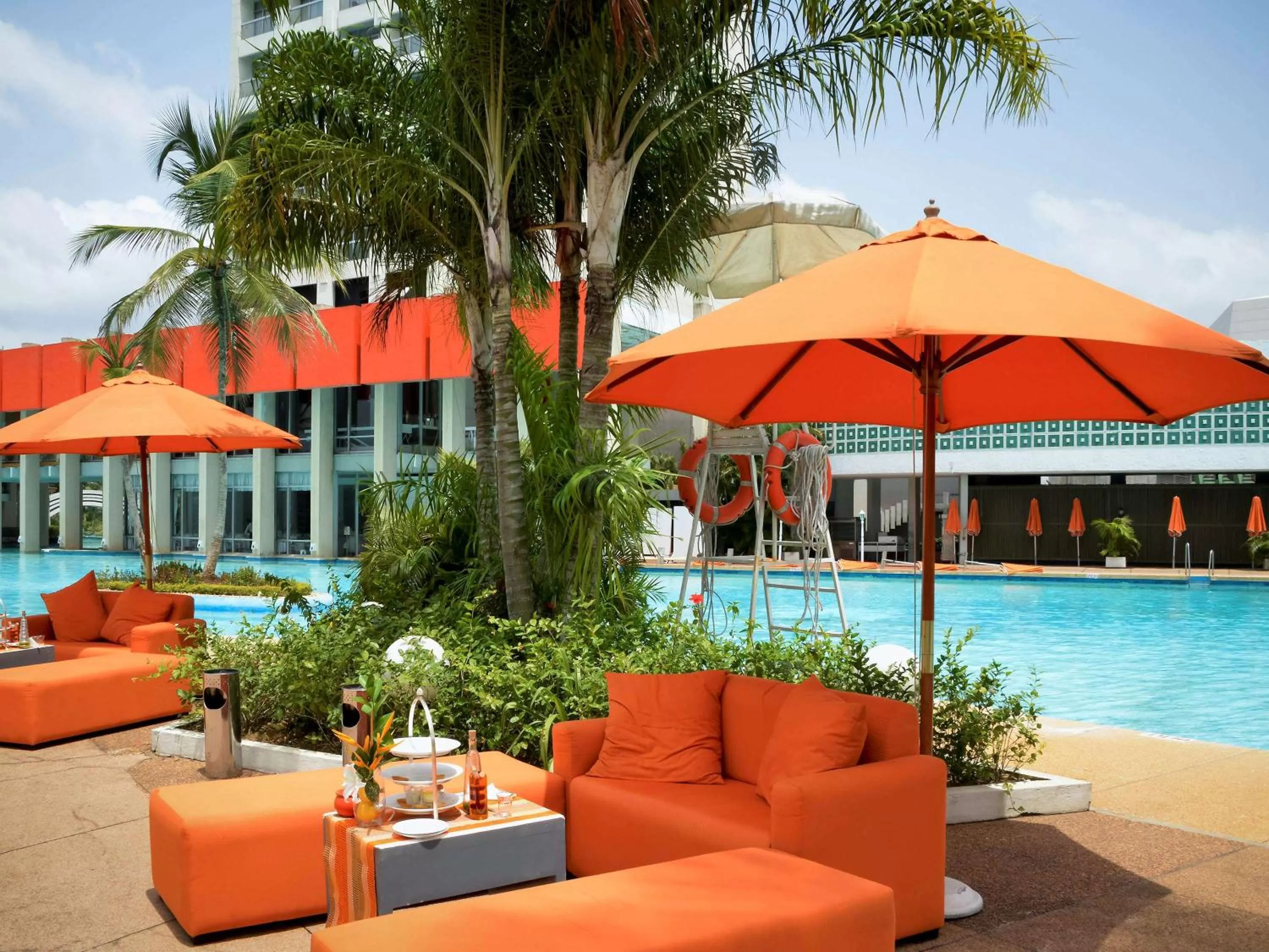 Lounge or bar in Sofitel Abidjan Hotel Ivoire