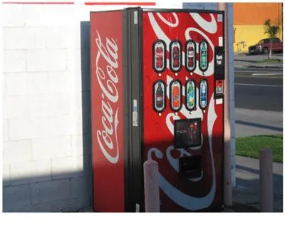 Food and drinks in Tower Motel Long Beach