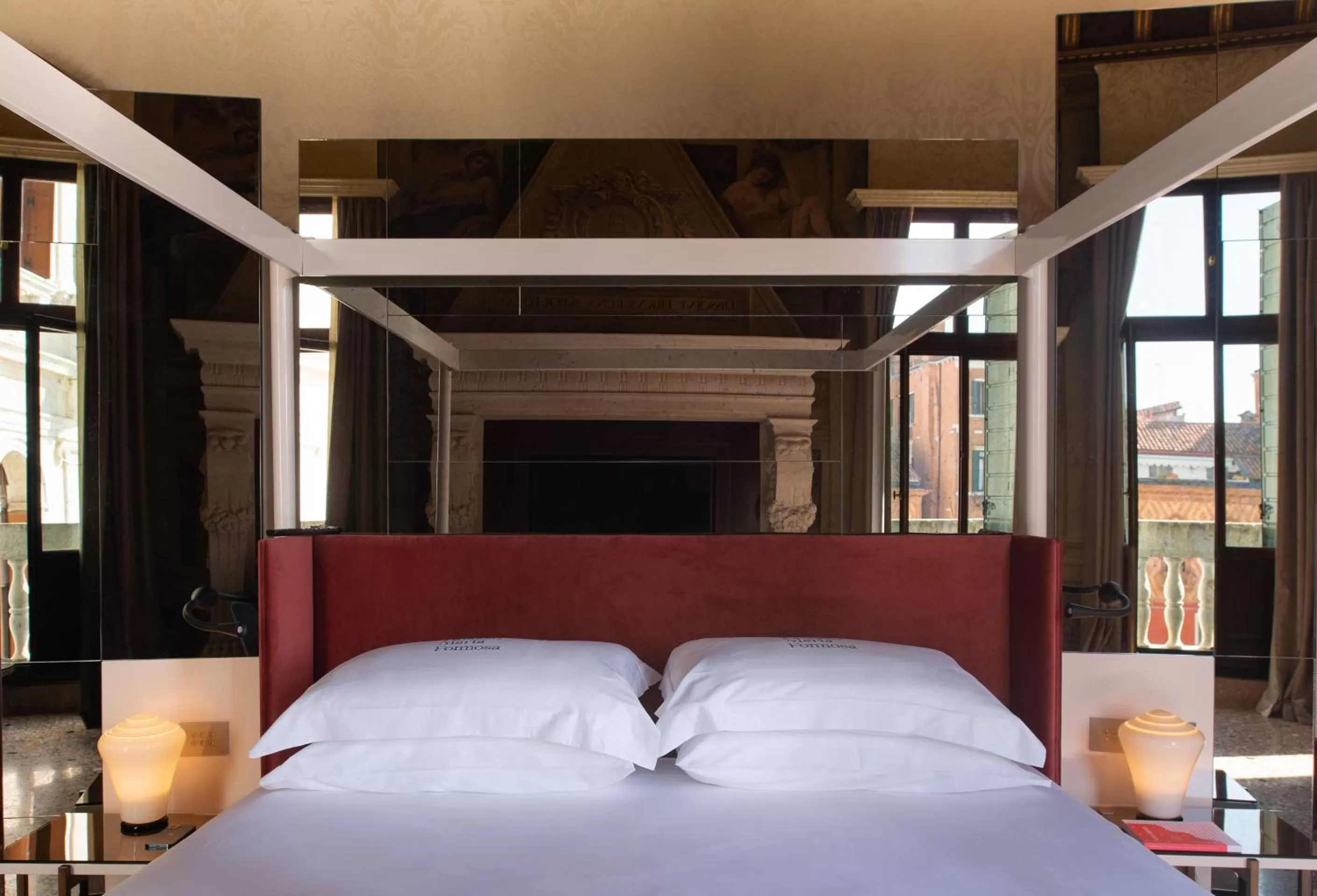 Bed in Eight Venezia