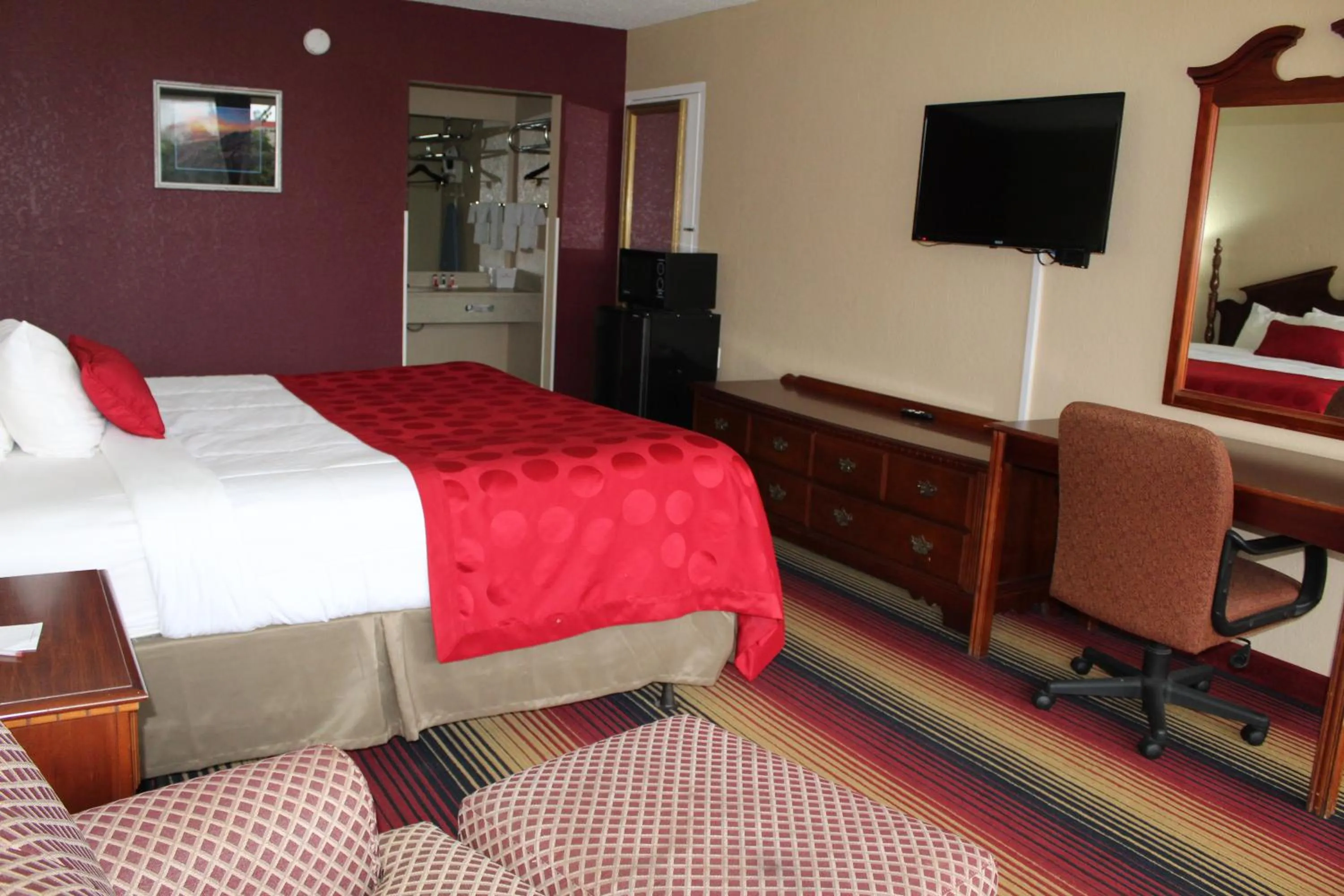 Bed in FairBridge Inn Express Perry