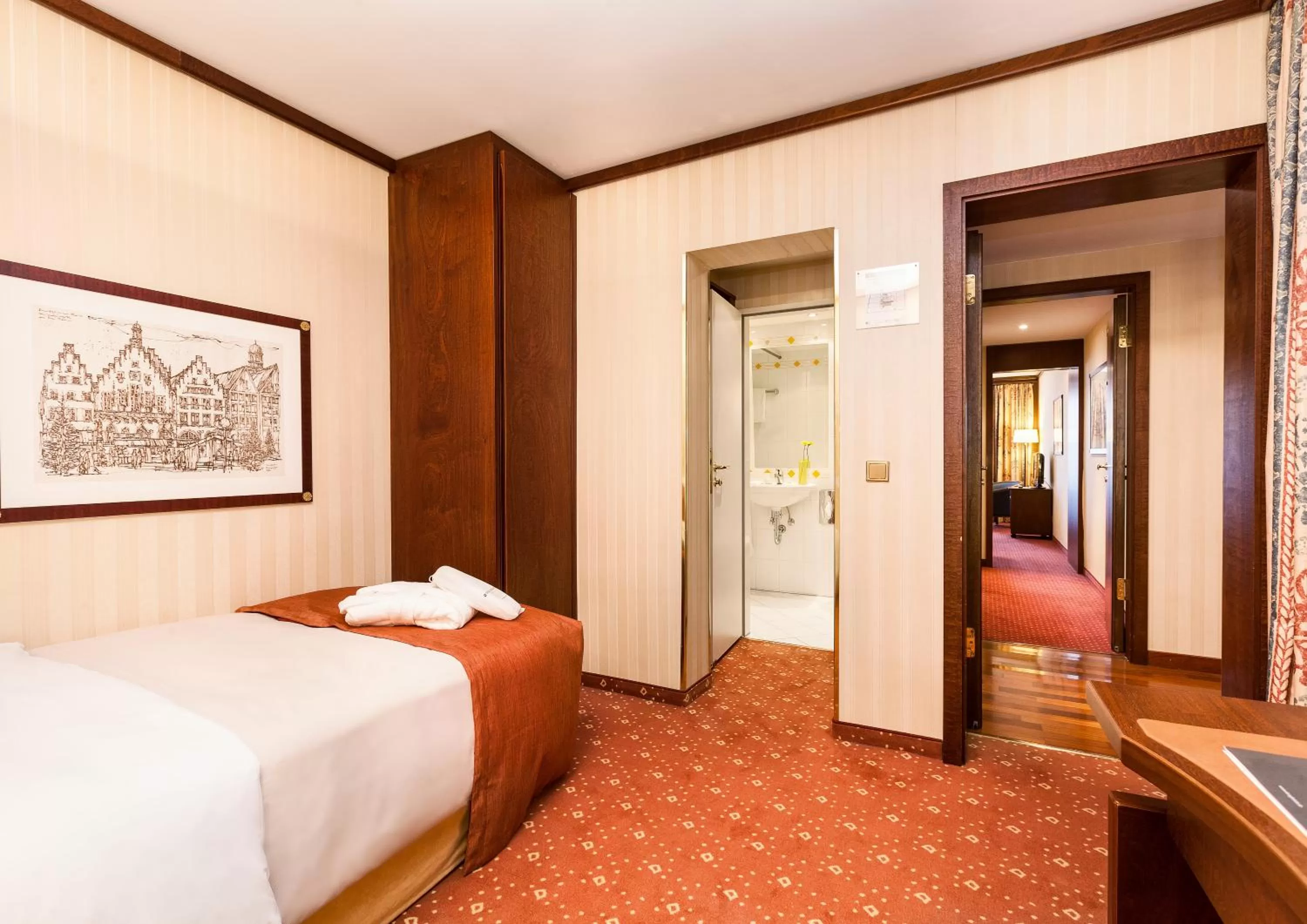 Photo of the whole room, Bed in Living Hotel Berlin Mitte