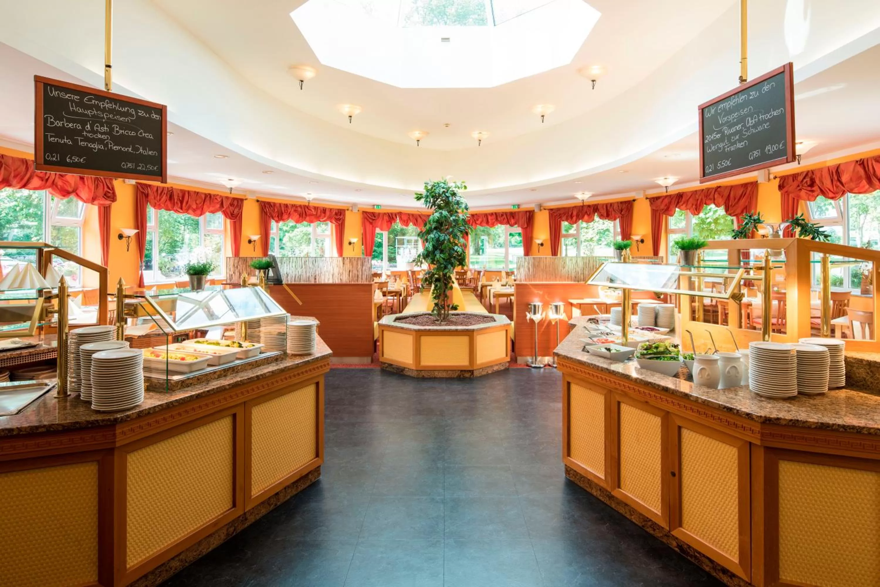 Restaurant/Places to Eat in Thermalis - Das Boardinghouse im Kurpark Bad Hersfeld