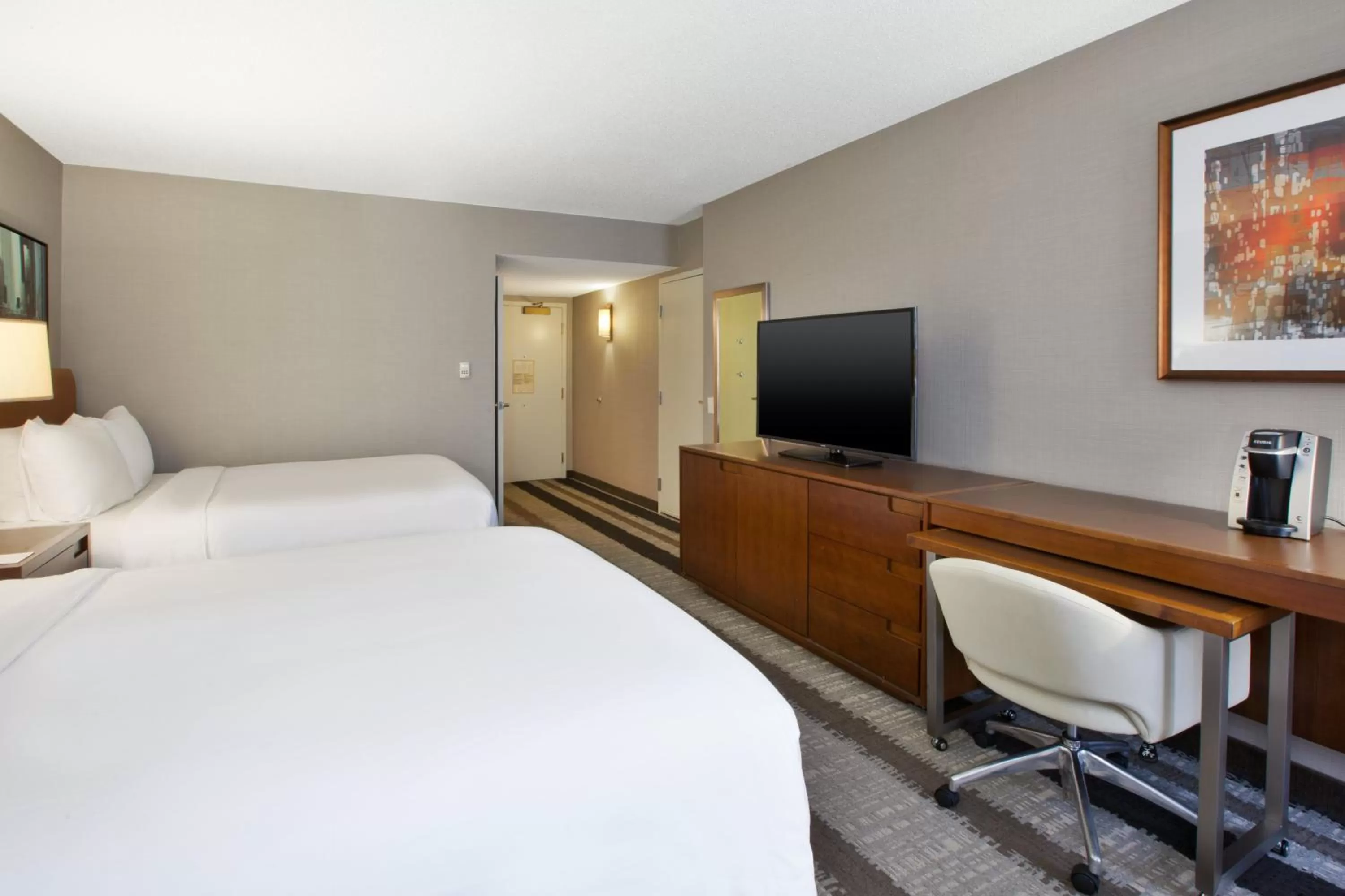 Photo of the whole room, Bed in Crowne Plaza Dulles Airport by IHG