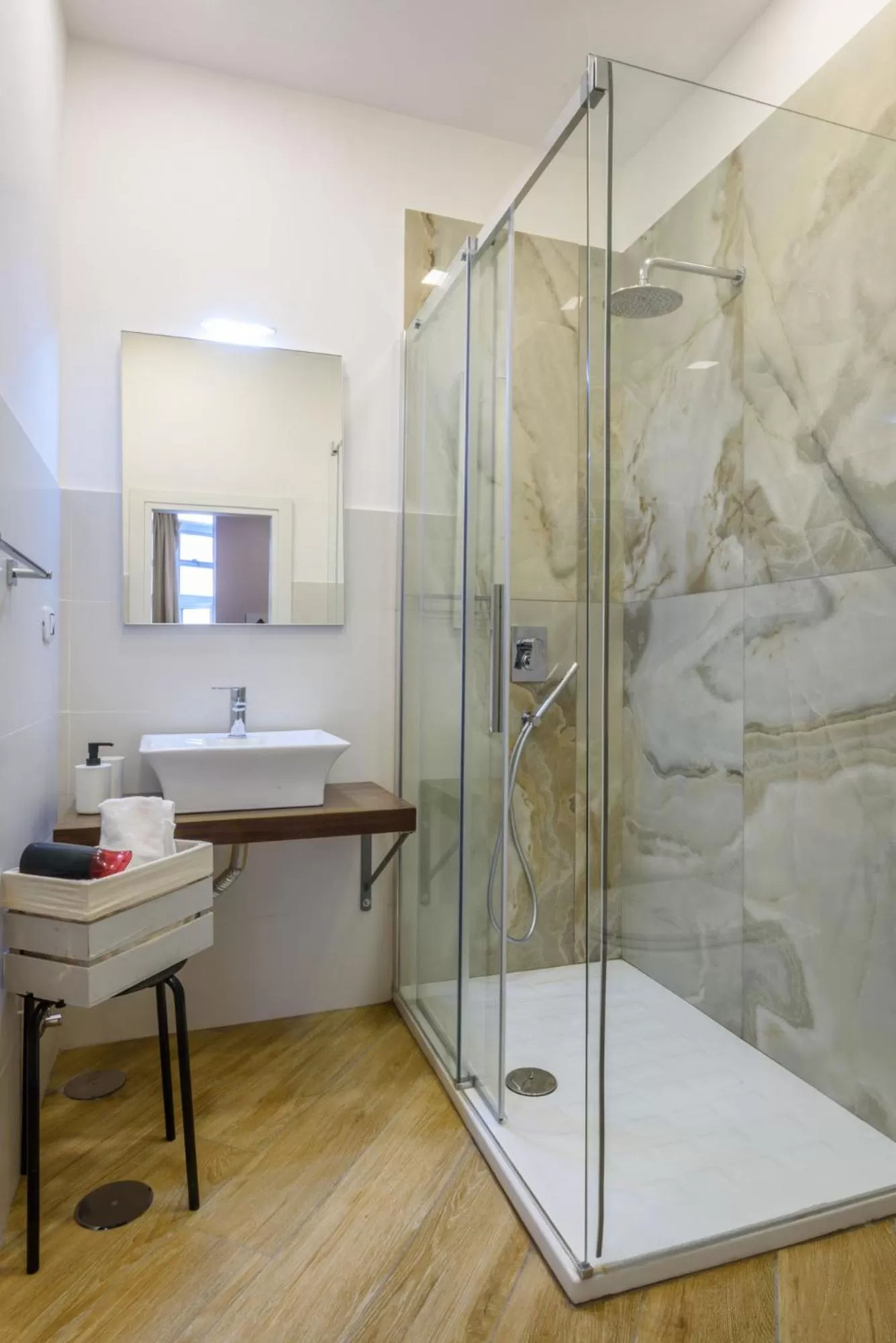 Bathroom in Domus Angioina