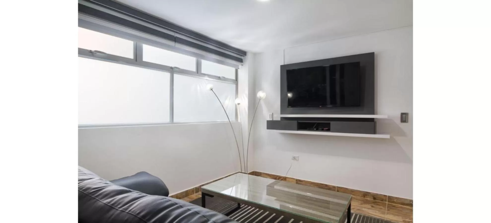 Living room, Kitchen/Kitchenette in Miracle