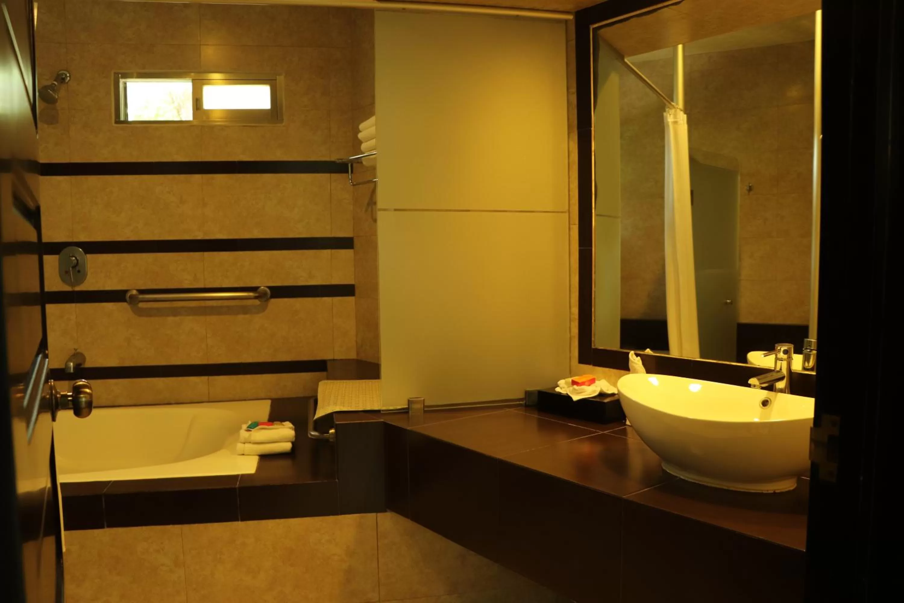 Bath in Hotel Nututun Palenque