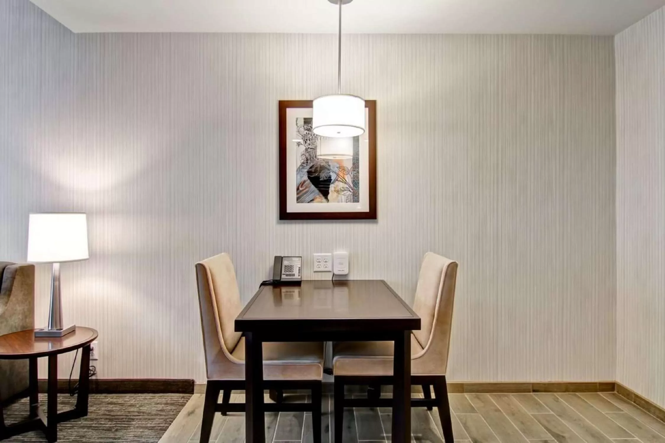 Living room in Homewood Suites By Hilton Clifton Park