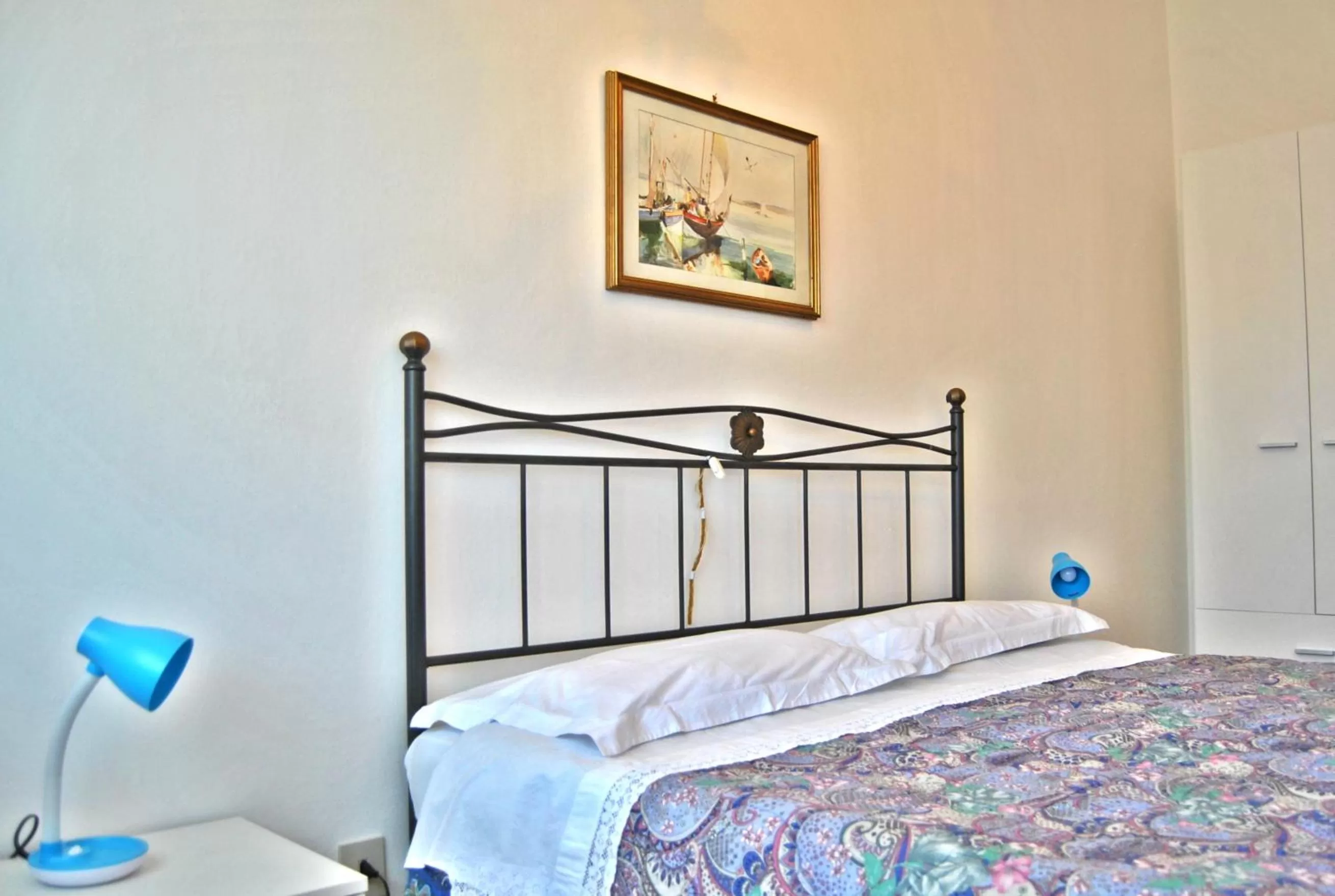 Bedroom, Bed in Hotel Chenno