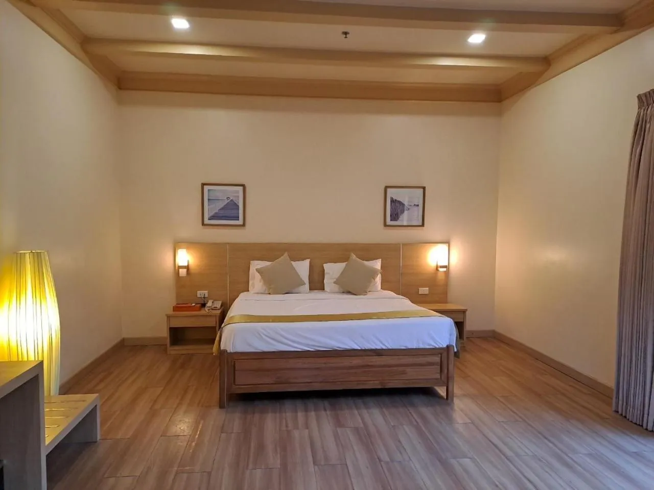 Bed in PM Lake Mabprachan Pattaya