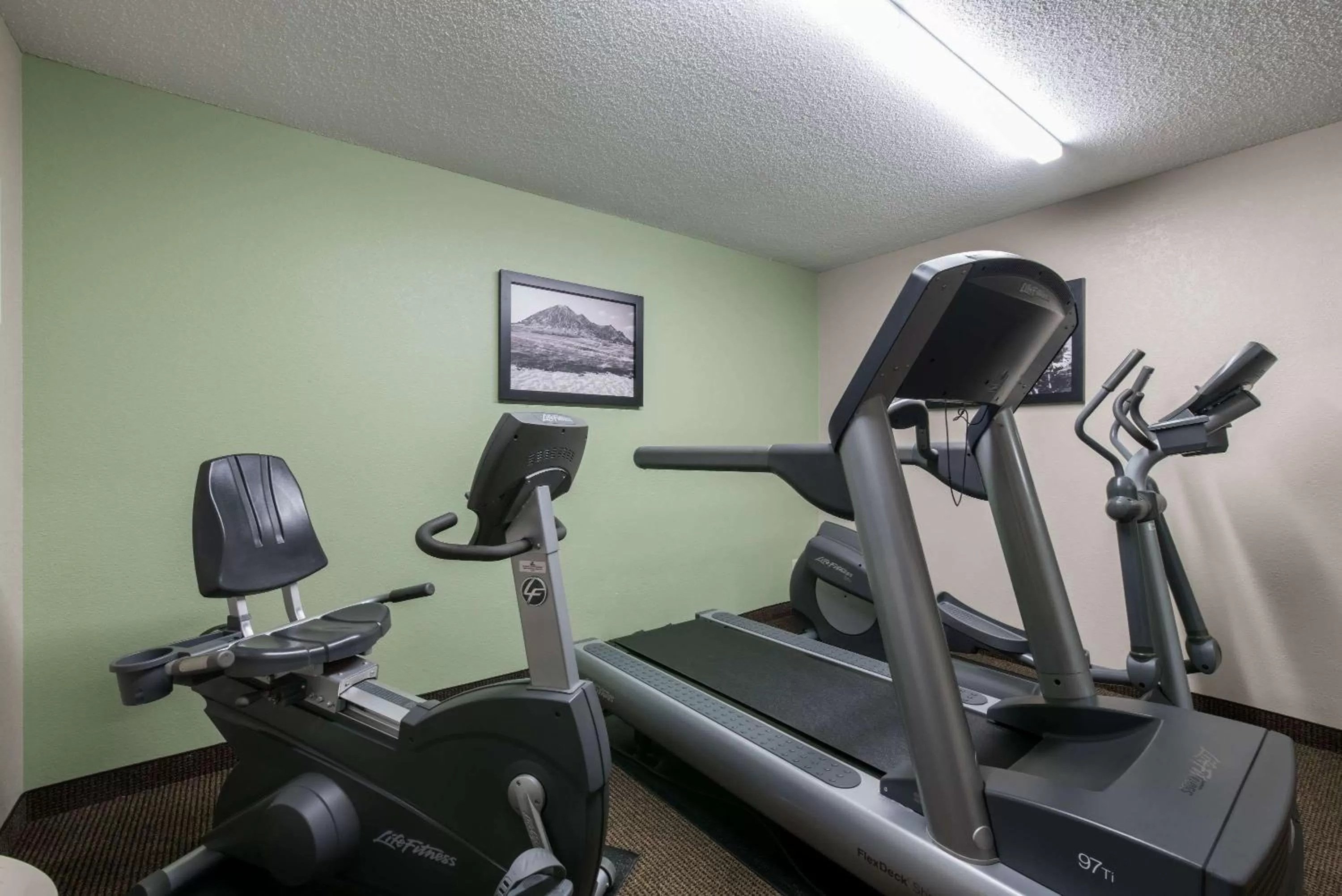 Fitness centre/facilities in Baymont by Wyndham Pierre