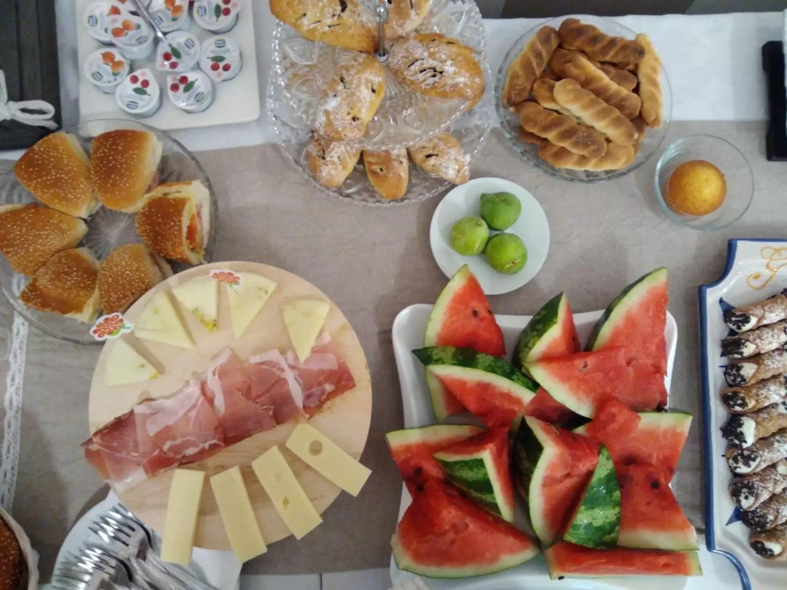 Continental breakfast in Garibaldi Relais