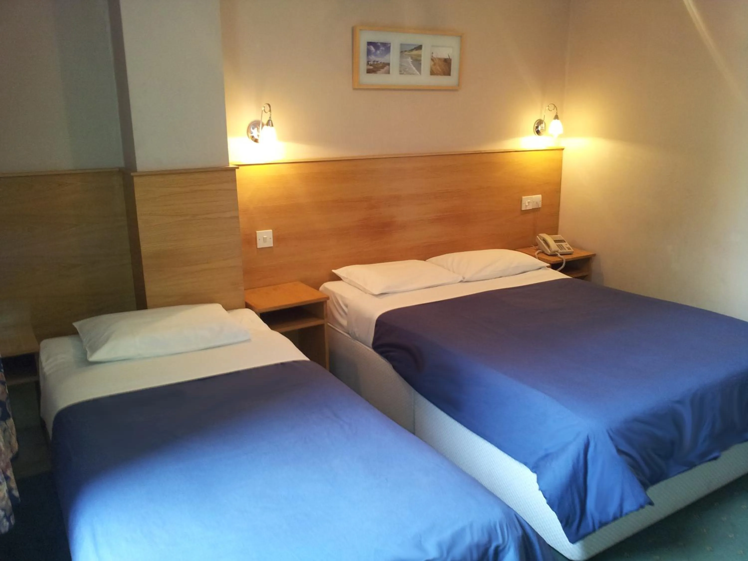 Bed in West Cromwell Hotel