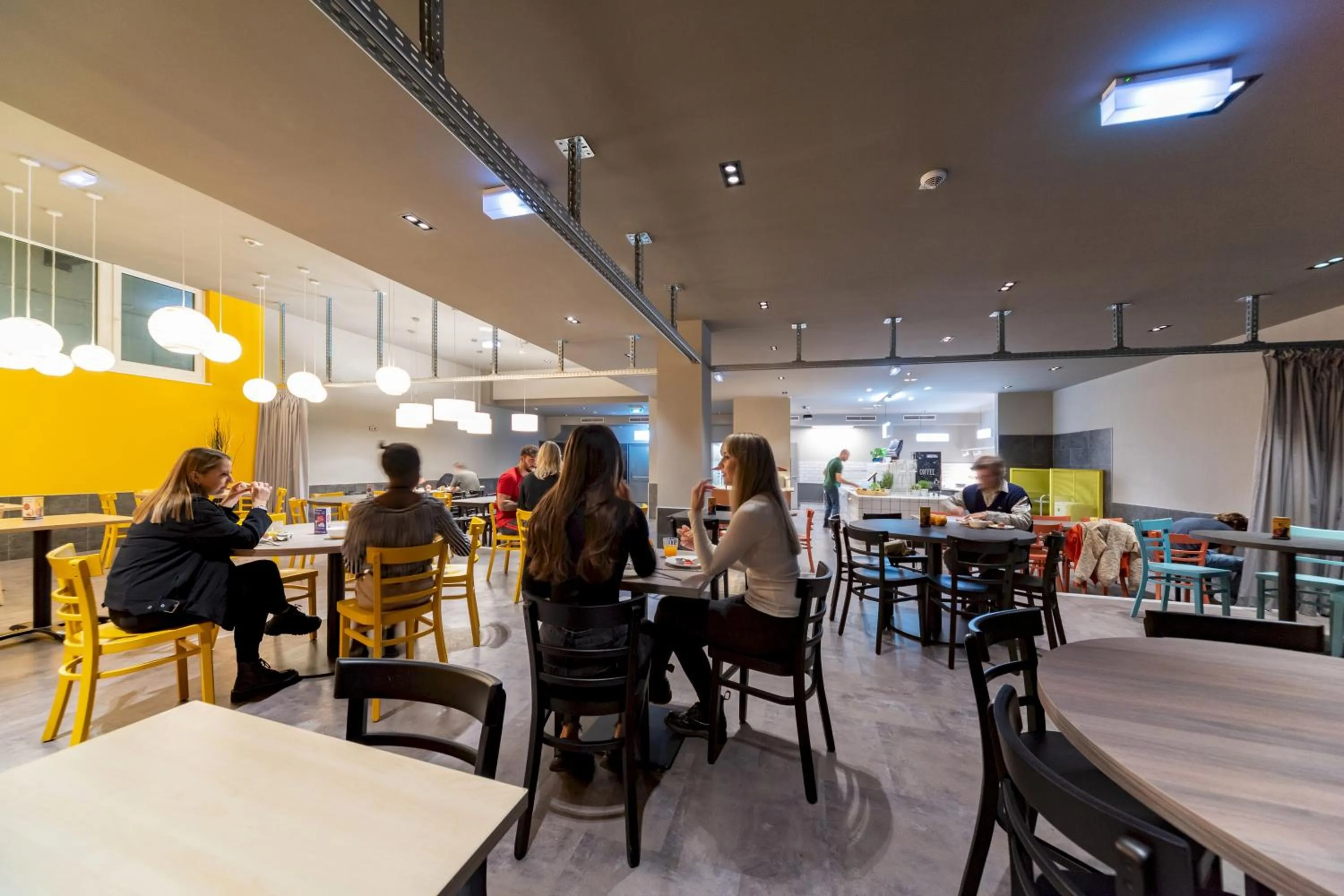 Restaurant/places to eat in a&o Graz Hauptbahnhof