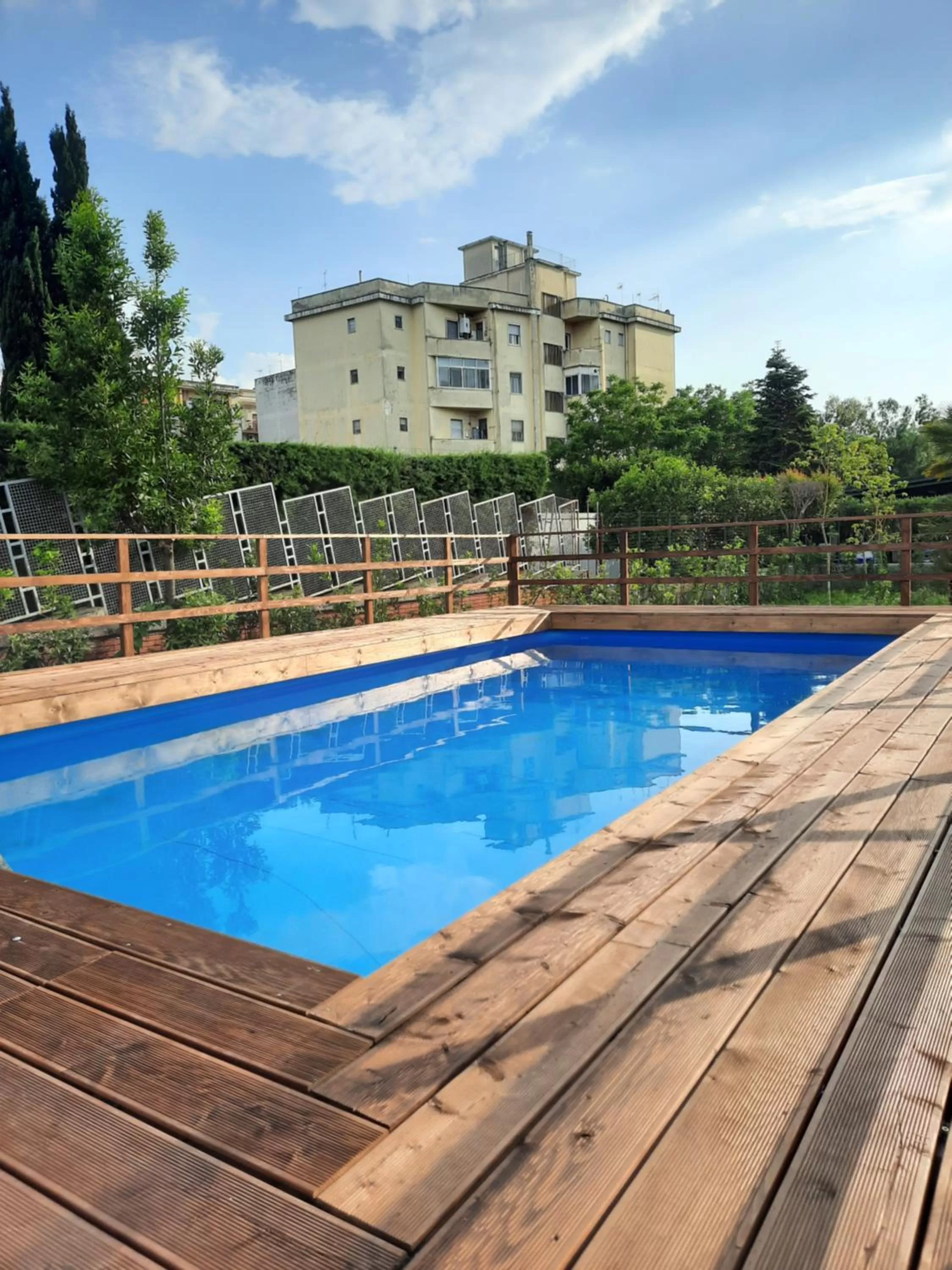 Swimming pool in Residence O'Sole Mio Pompei