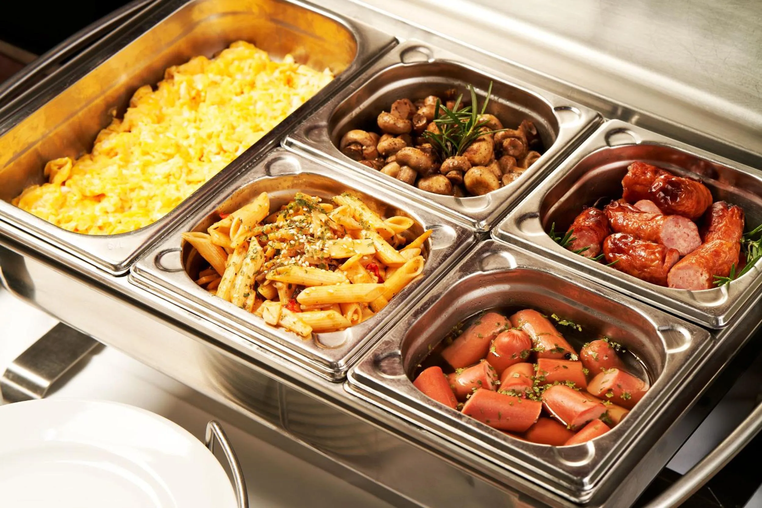 Restaurant/places to eat in Art Hotel Like