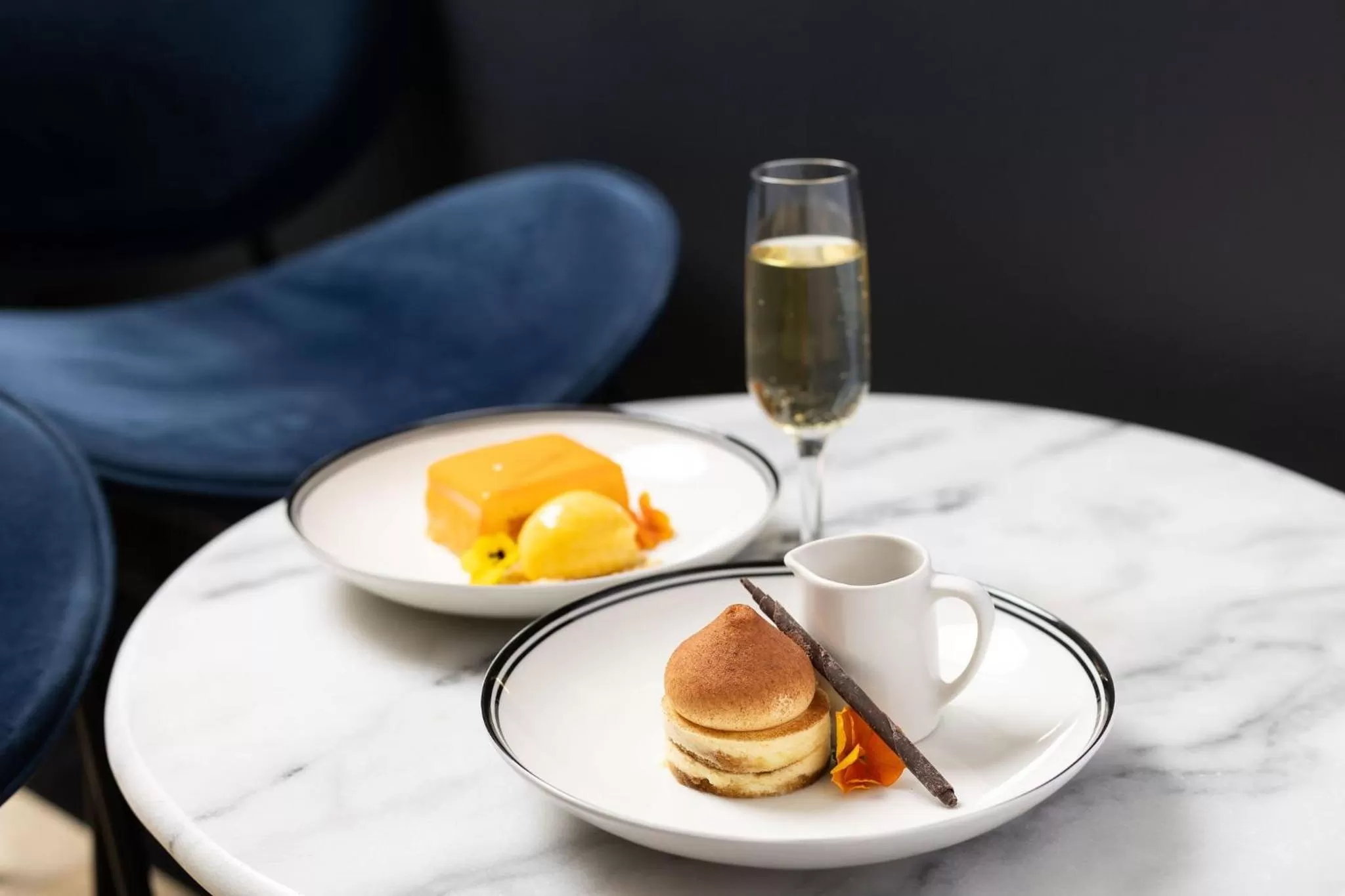 Restaurant/places to eat in Crowne Plaza Canberra by IHG