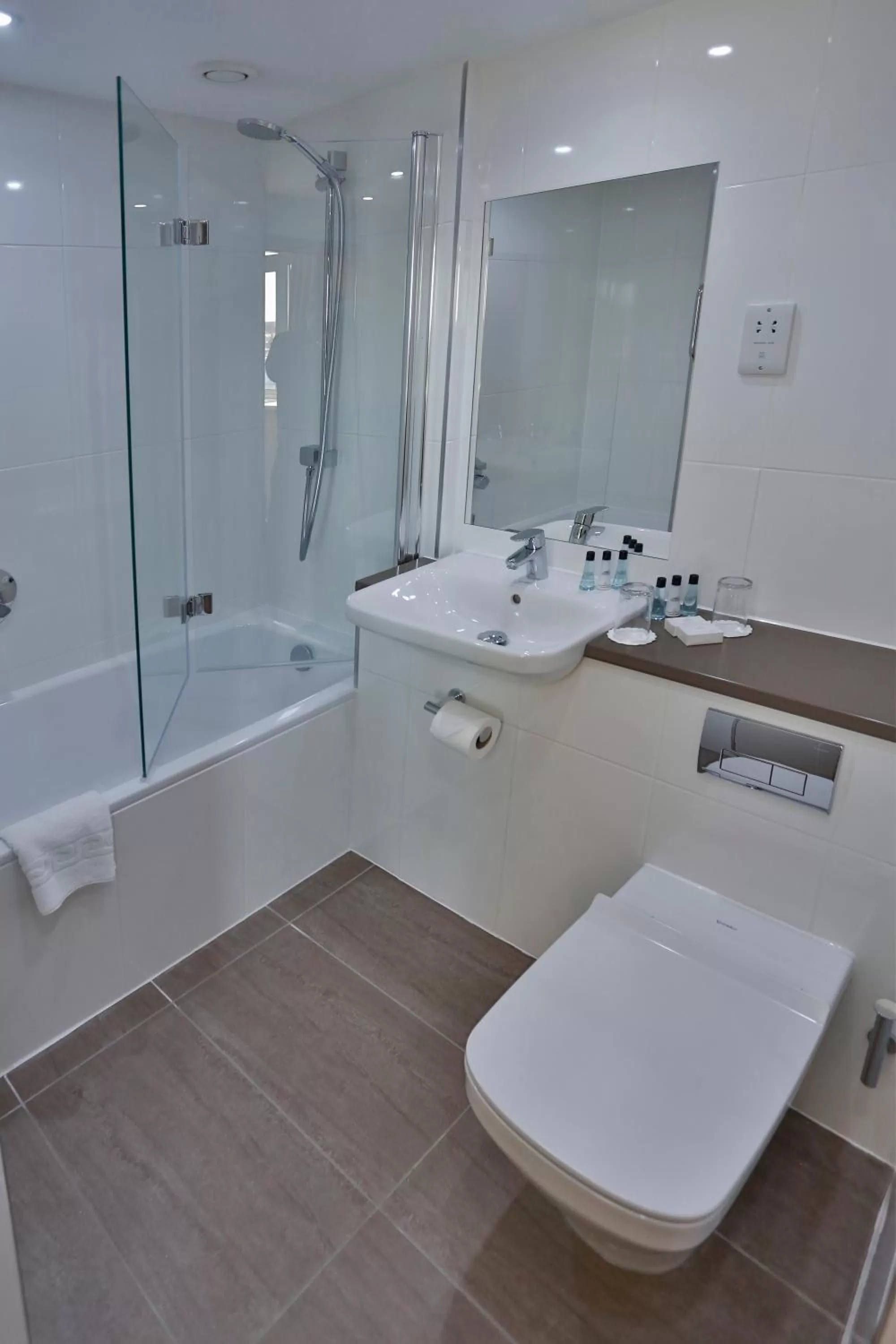 Bathroom in Garner Hotel Nottingham City Centre by IHG